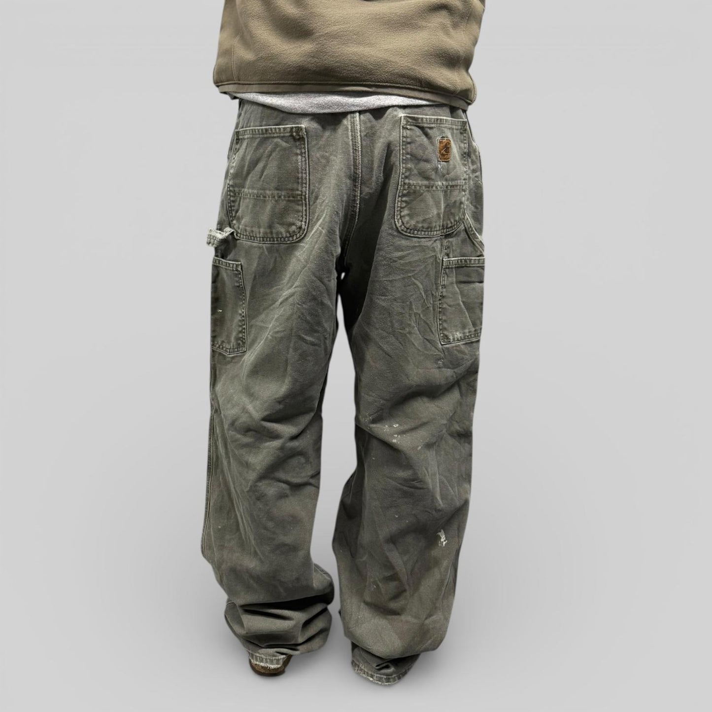 Vintage Carhartt baggy carpenter pants (W36)