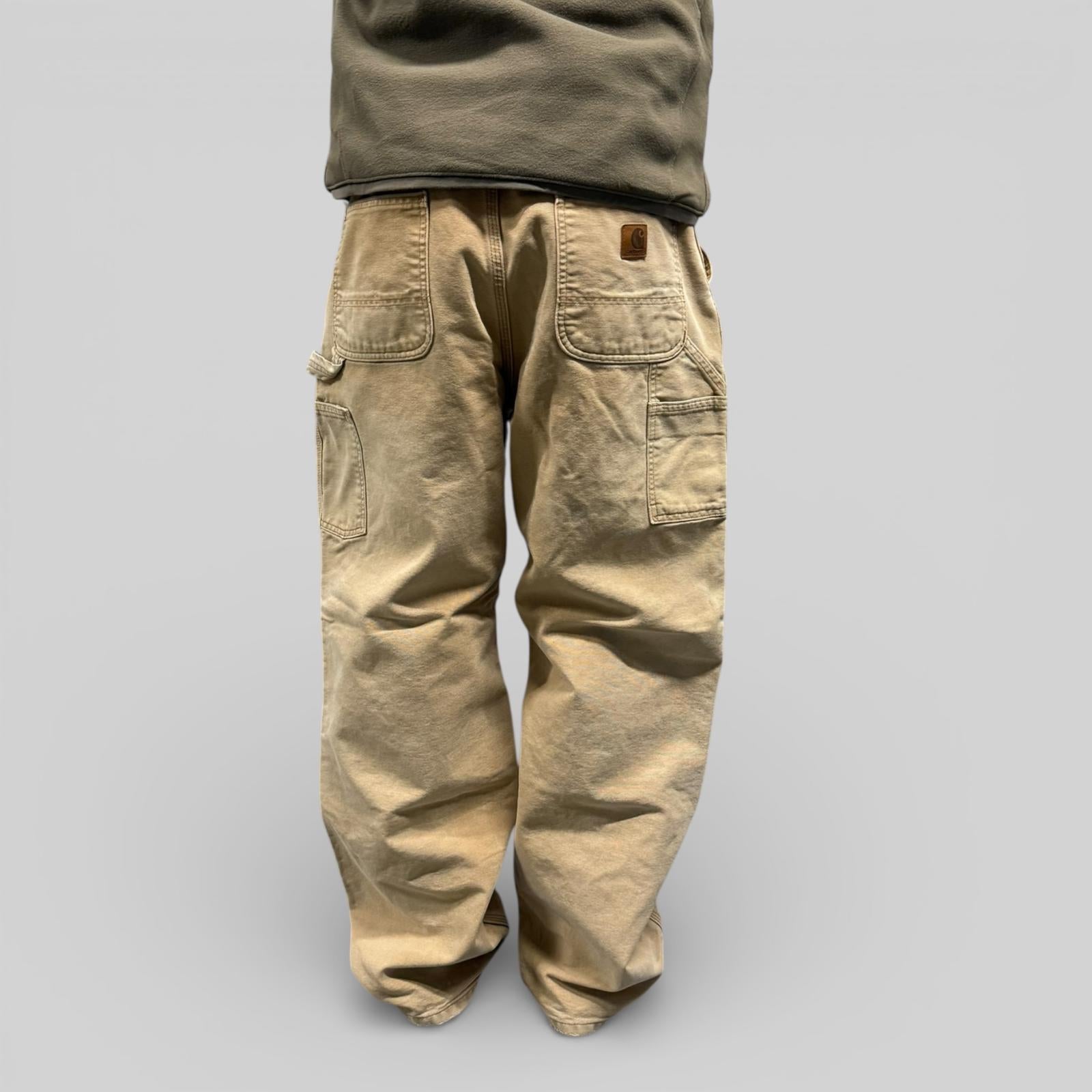 Carhartt baggy carpenter pants (W34)
