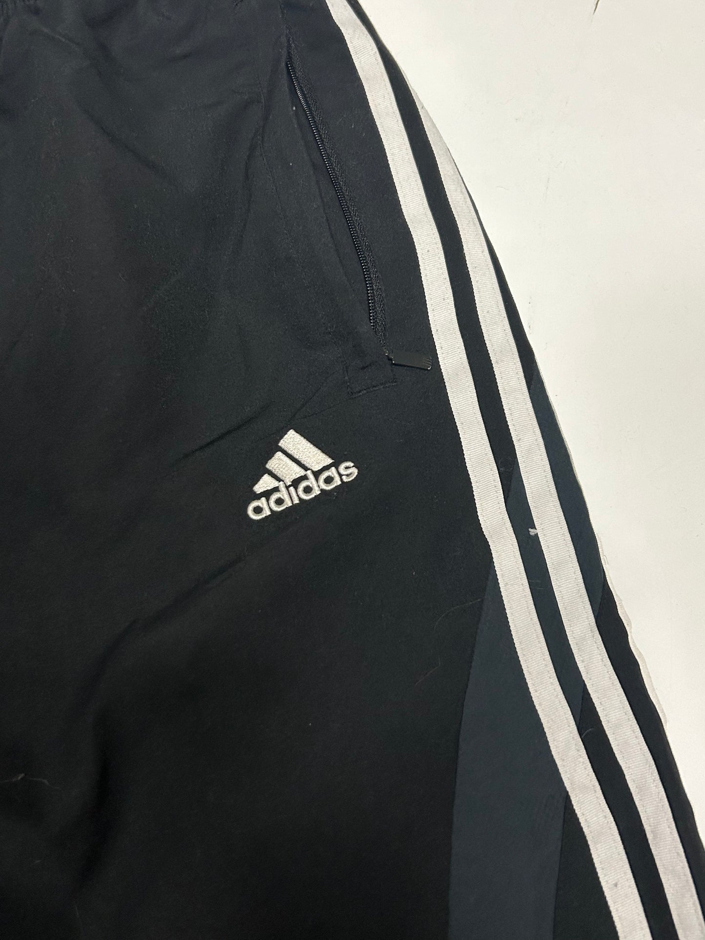Vintage Adidas baggy track pants (XXL)