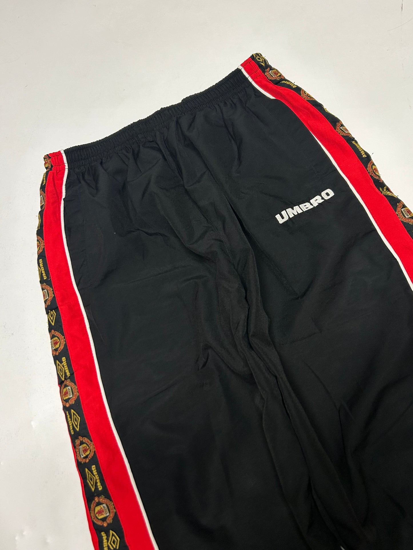 Vintage 90s Manchester United Umbro track pants (S)