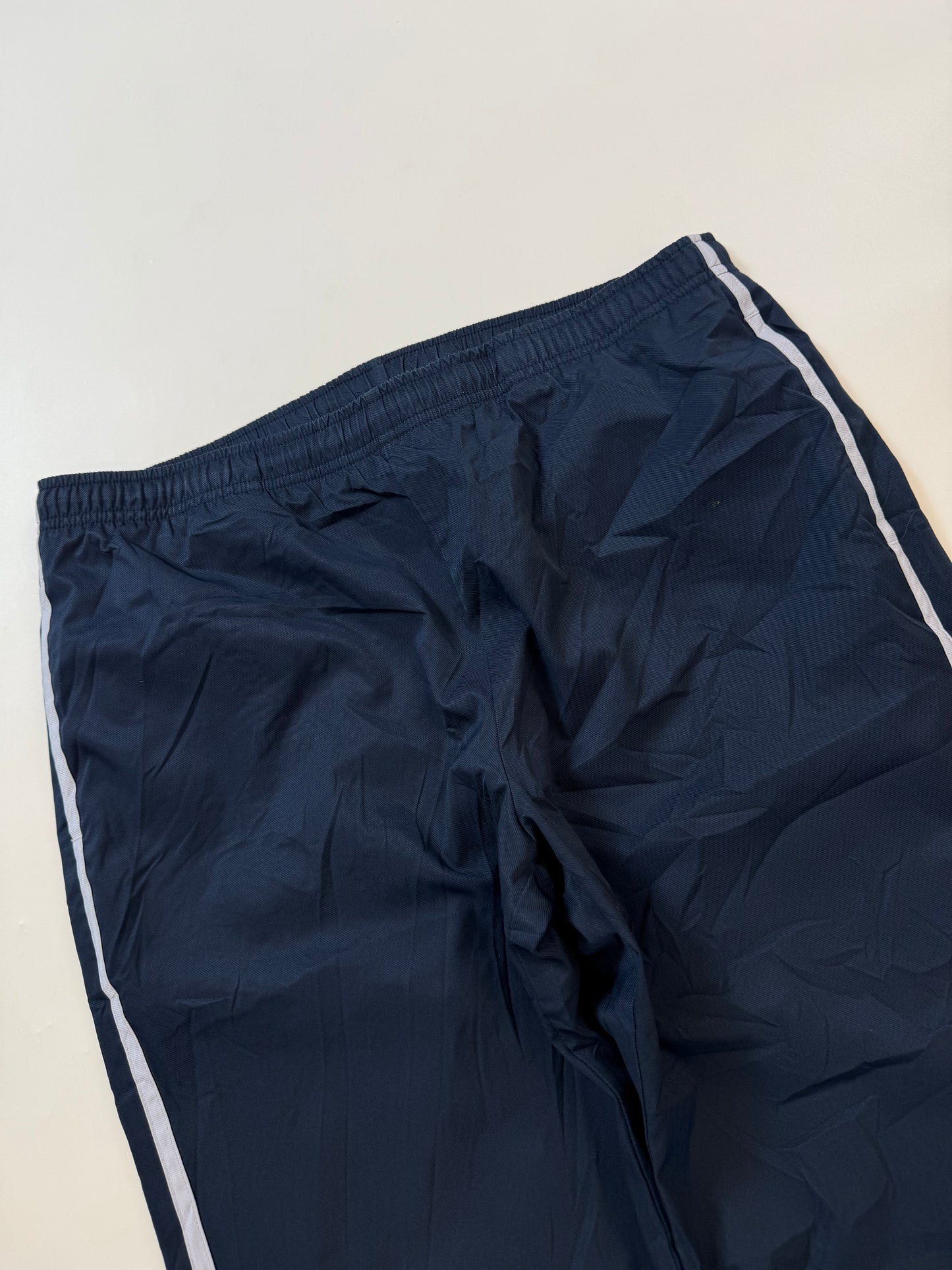 Vintage Nike side stripe baggy track pants (M)