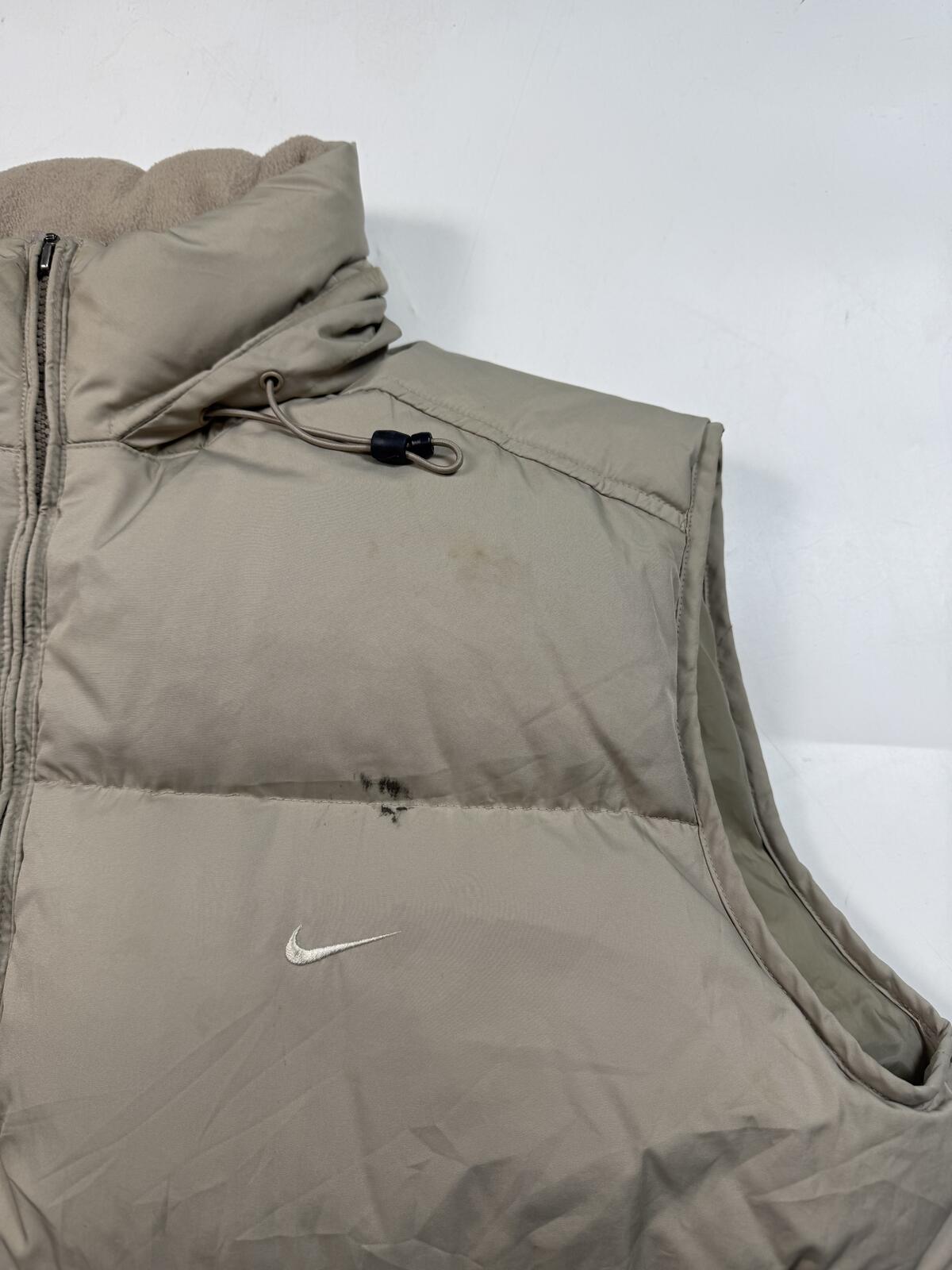 Vintage Y2K Nike mini swoosh gilet puffer jacket (XL)