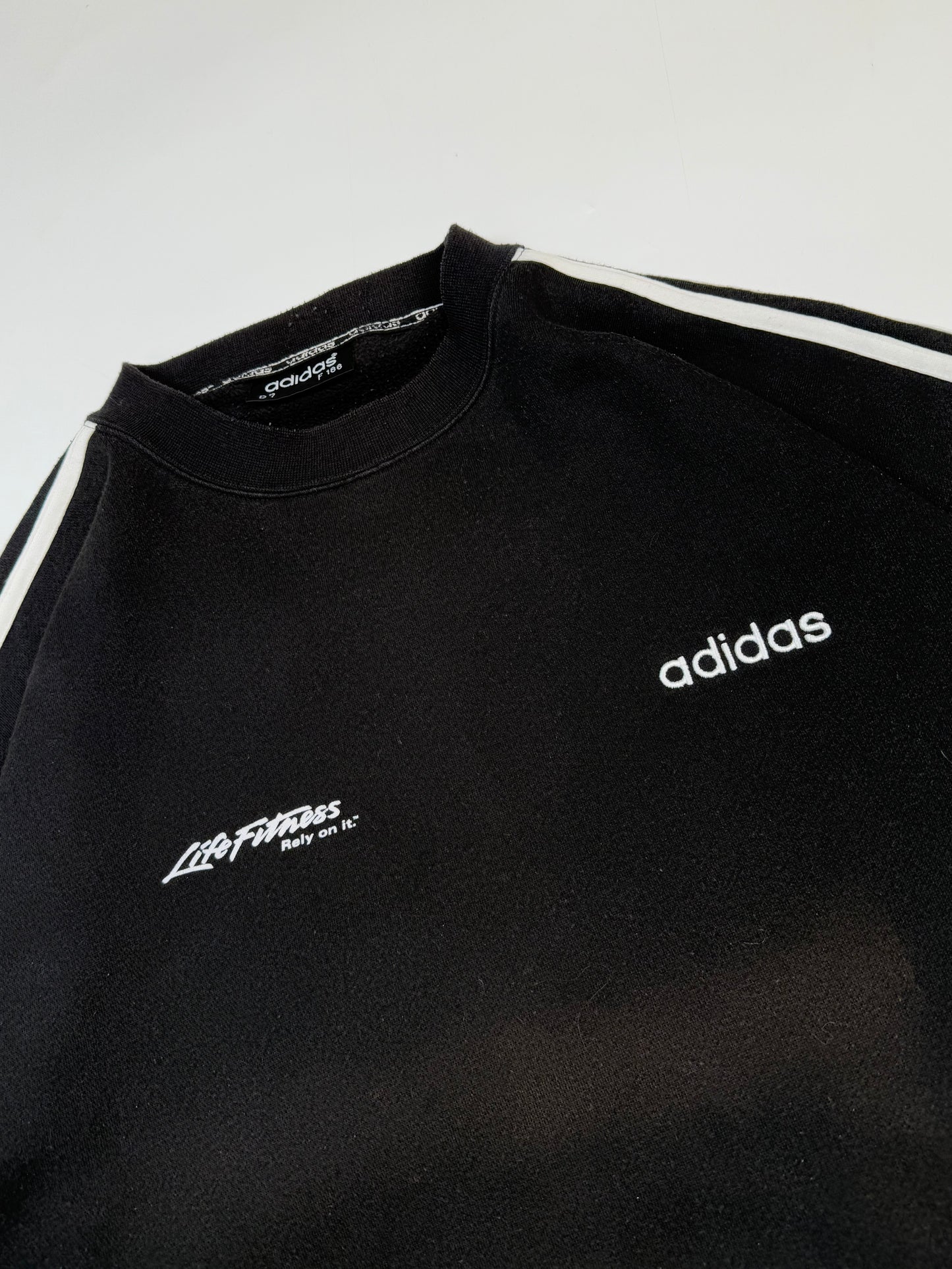 Vintage 90s Adidas sweatshirt (L)