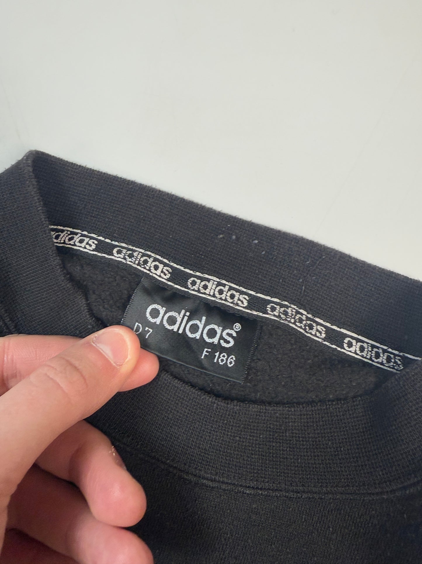 Vintage 90s Adidas sweatshirt (L)