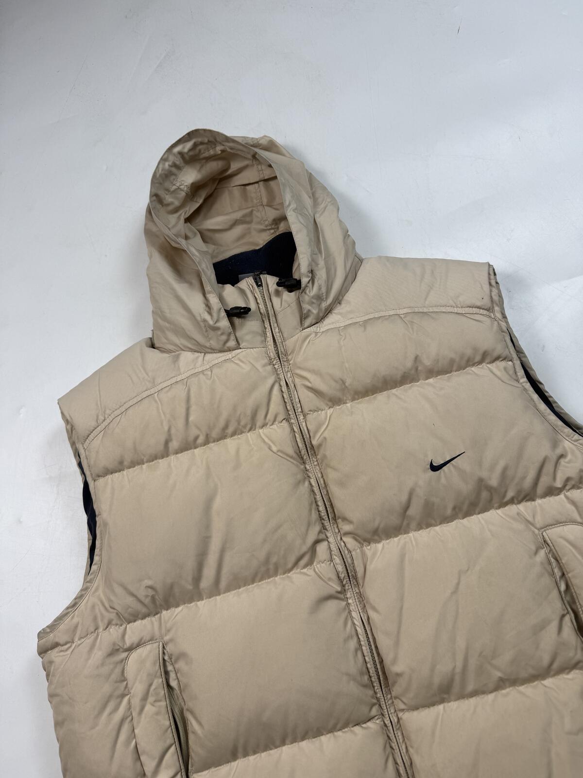 Vintage Y2K Nike mini swoosh hooded gilet puffer jacket (XL)