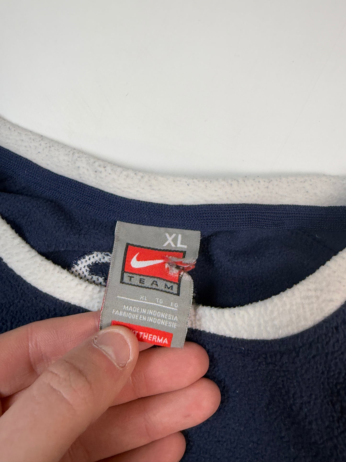 Vintage Nike BYU centre swoosh sweatshirt (XL)