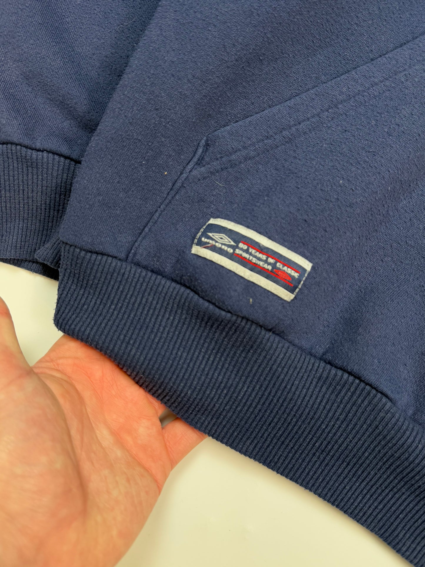 Vintage Umbro spell out hoodie (S)