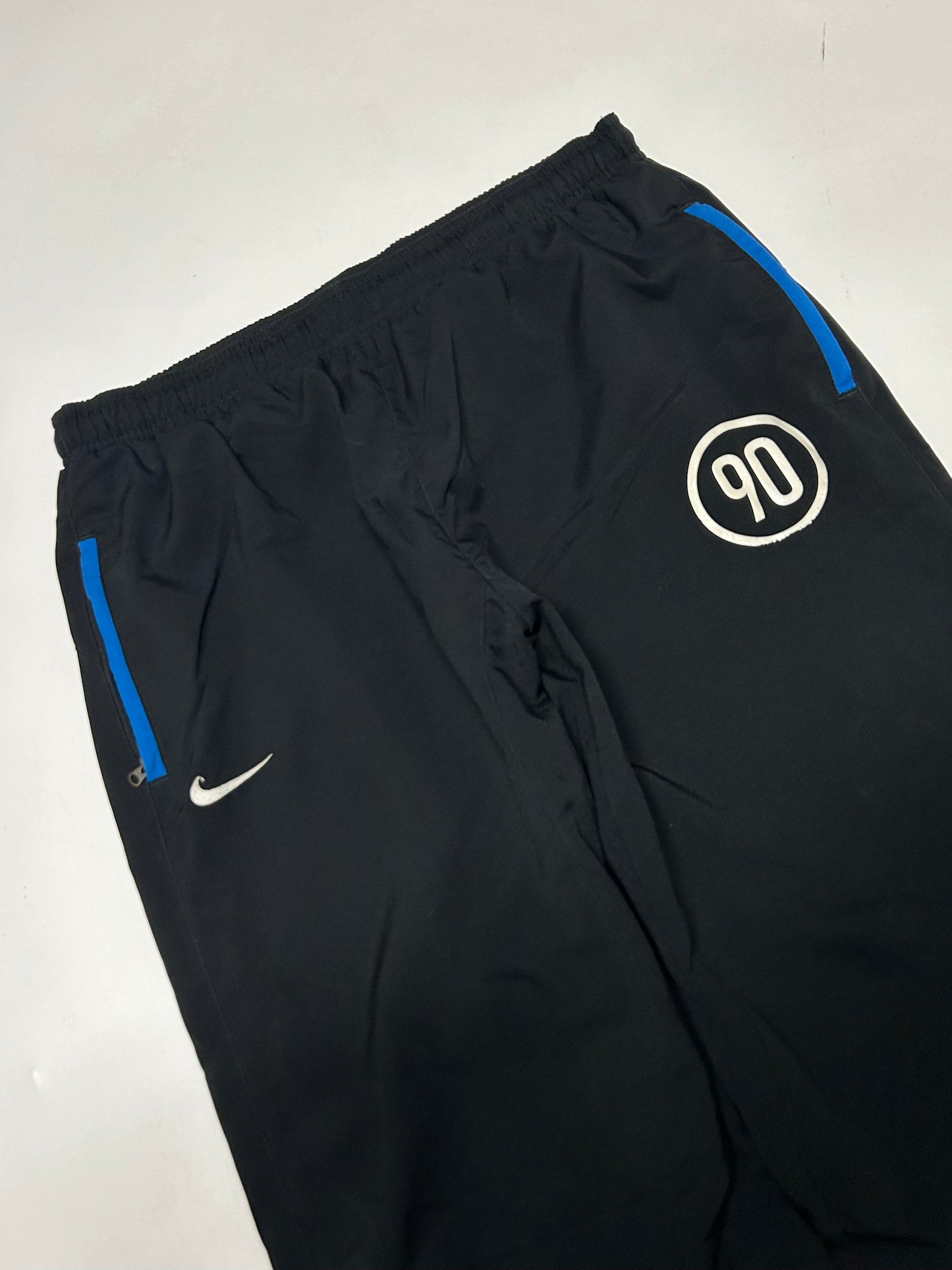 Vintage Nike T90 track pants (M)