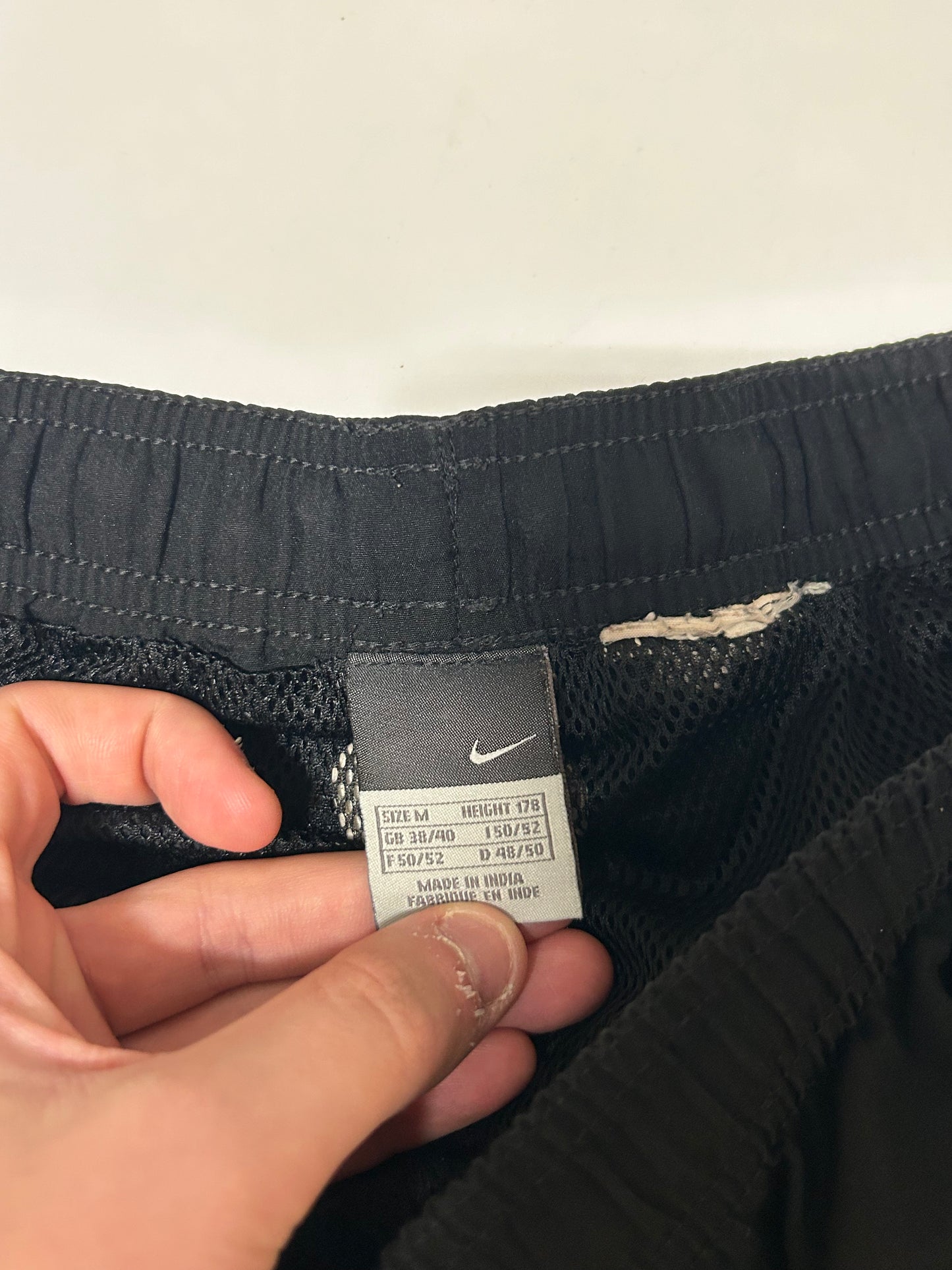 Vintage Nike T90 track pants (M)