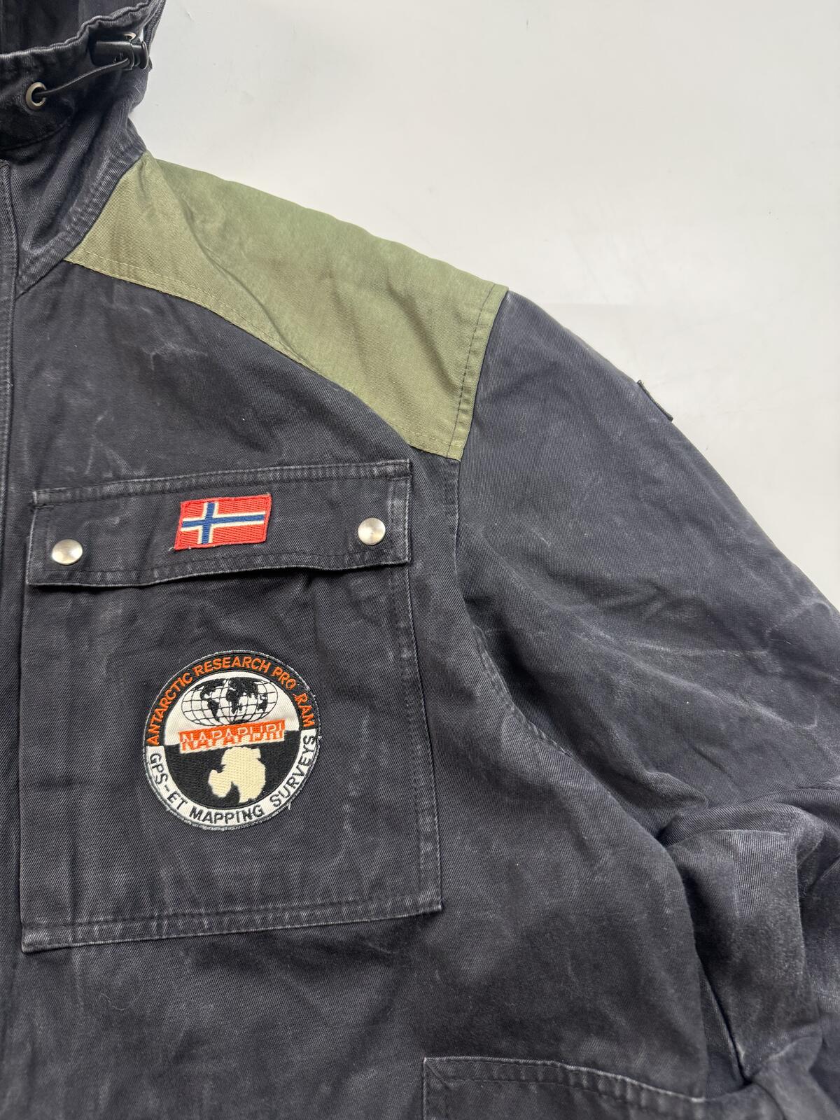 Vintage 90s Napapijri geographic voyage tenacity hooded jacket (L)