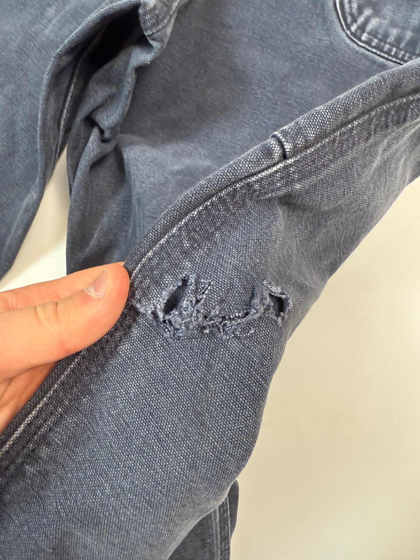 Carhartt baggy carpenter pants (W34)