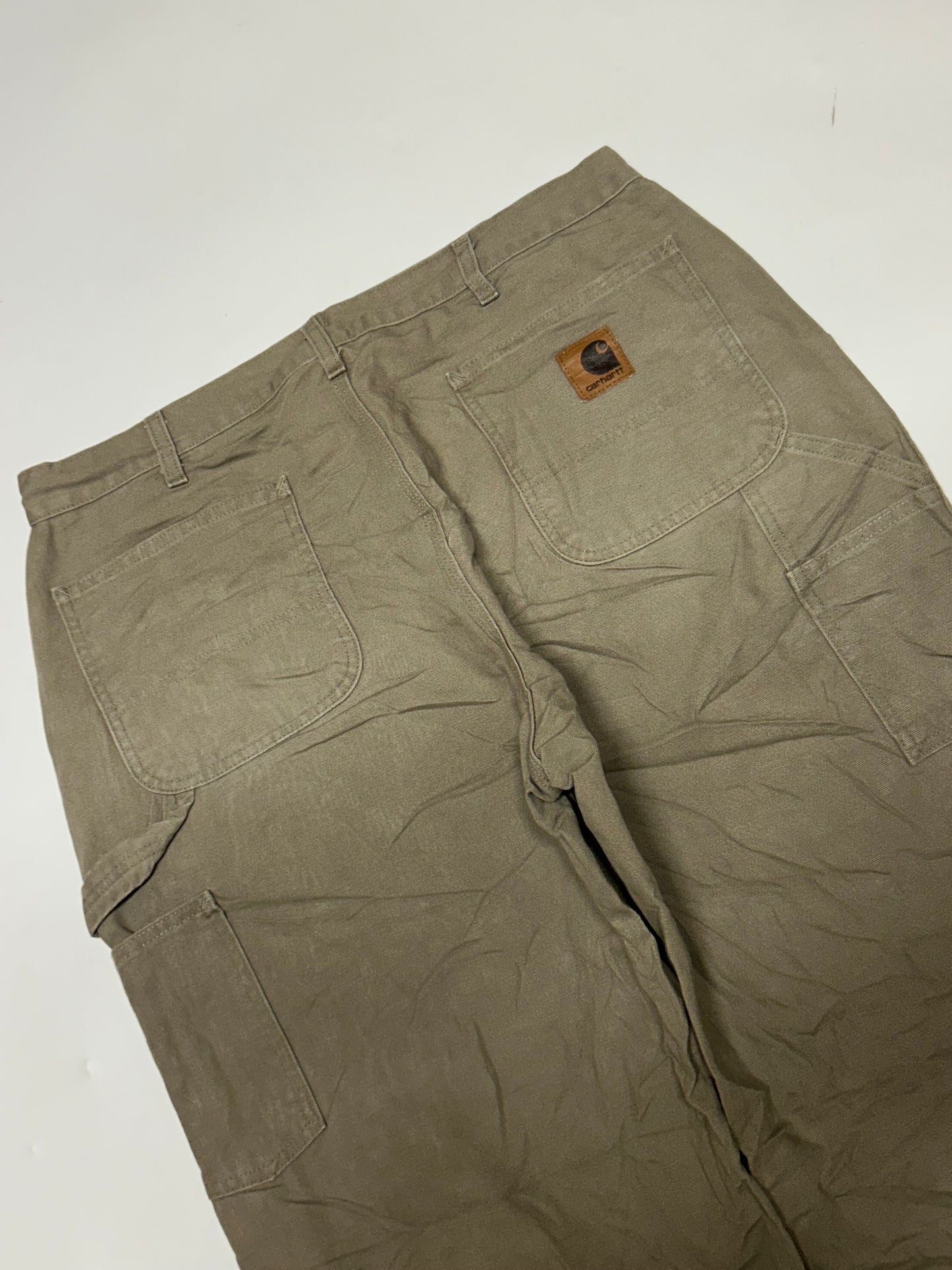 Vintage Carhartt baggy carpenter pants (W36)