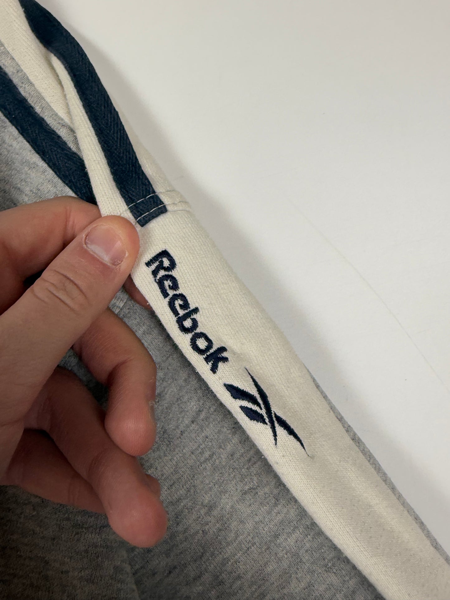 Vintage Reebok small logo sweatshirt (L)