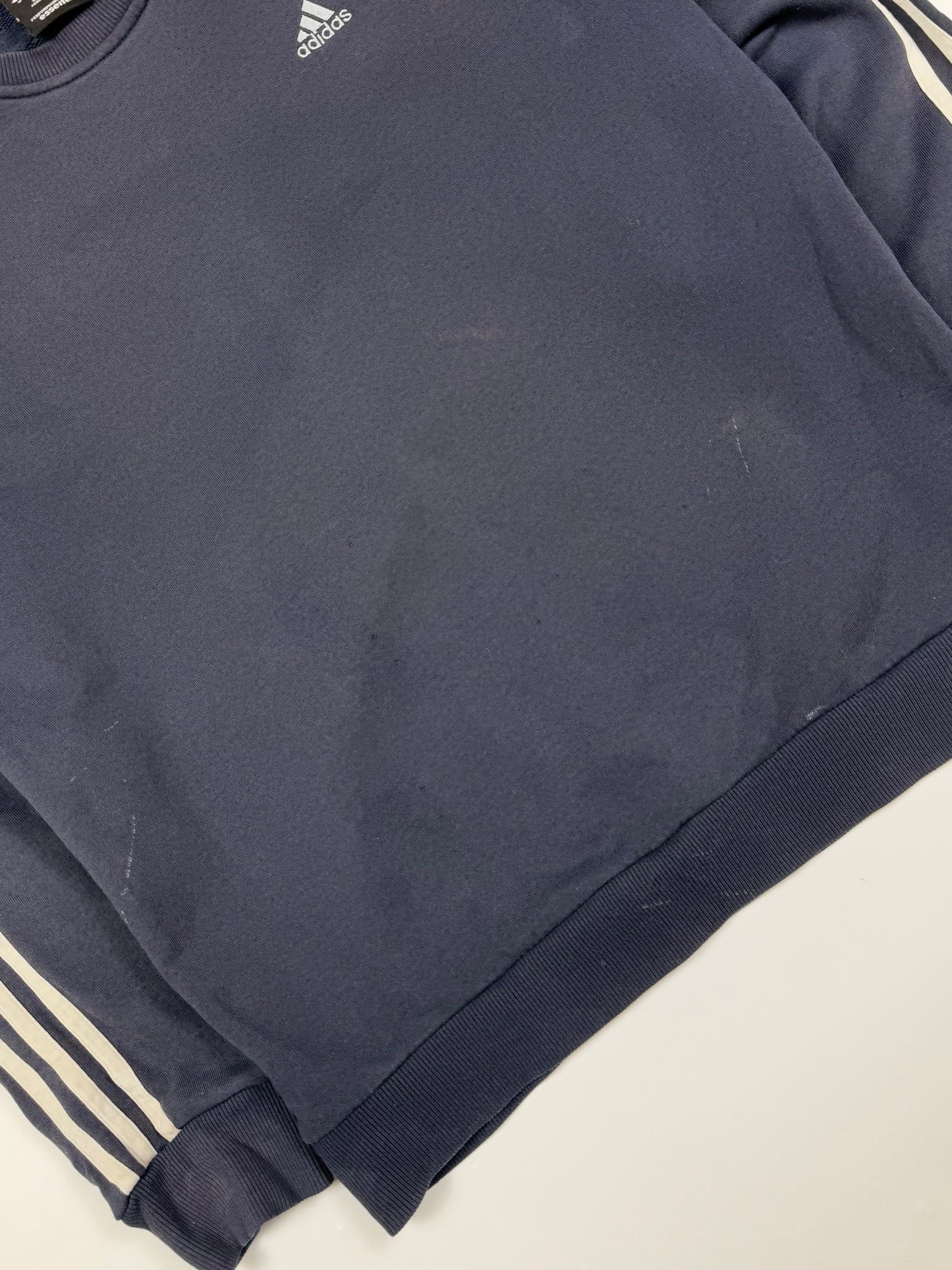 Vintage Adidas small logo sweatshirt (M)