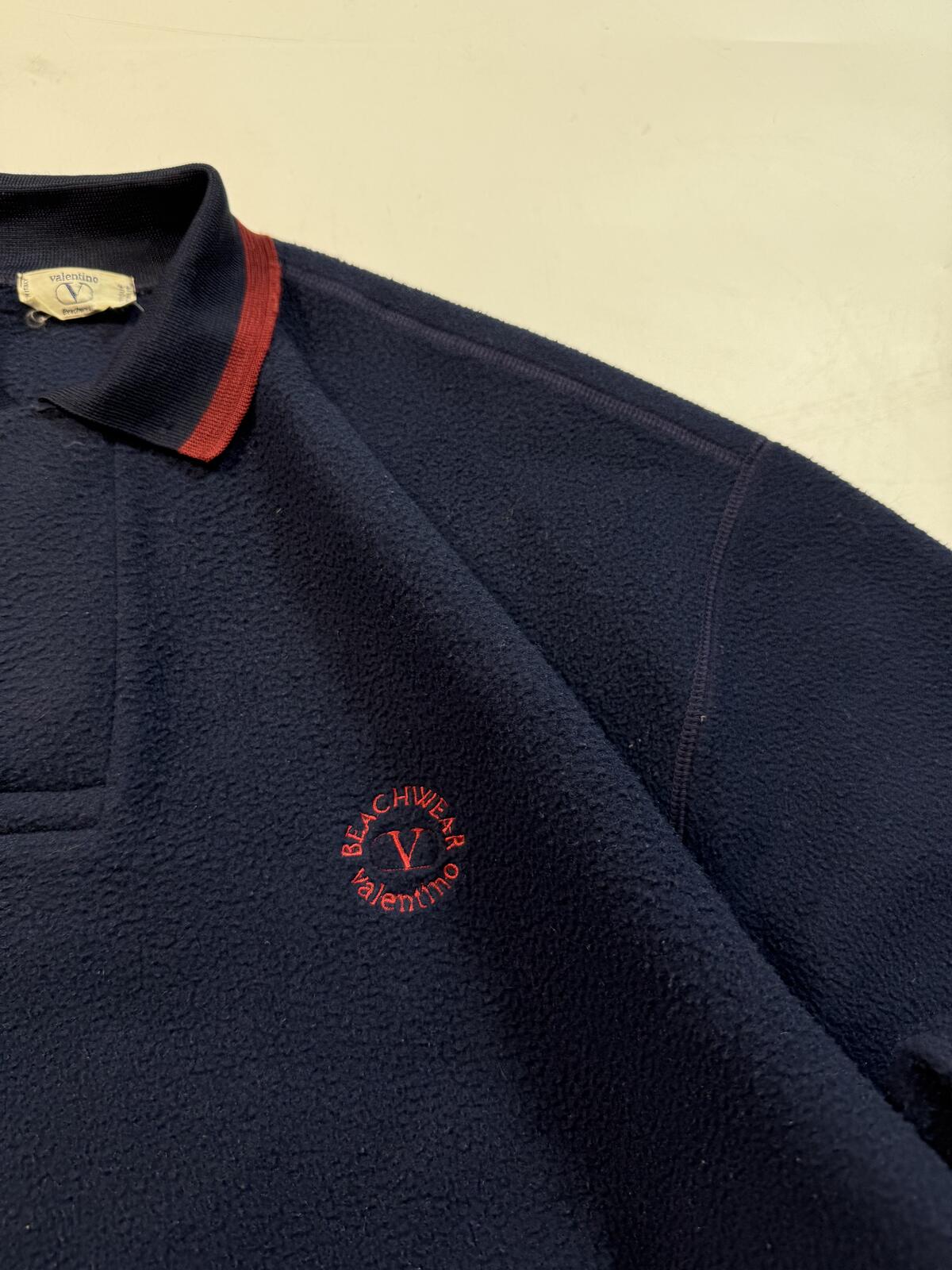 Vintage 80s Valentino collared fleece sweatshirt (XL)