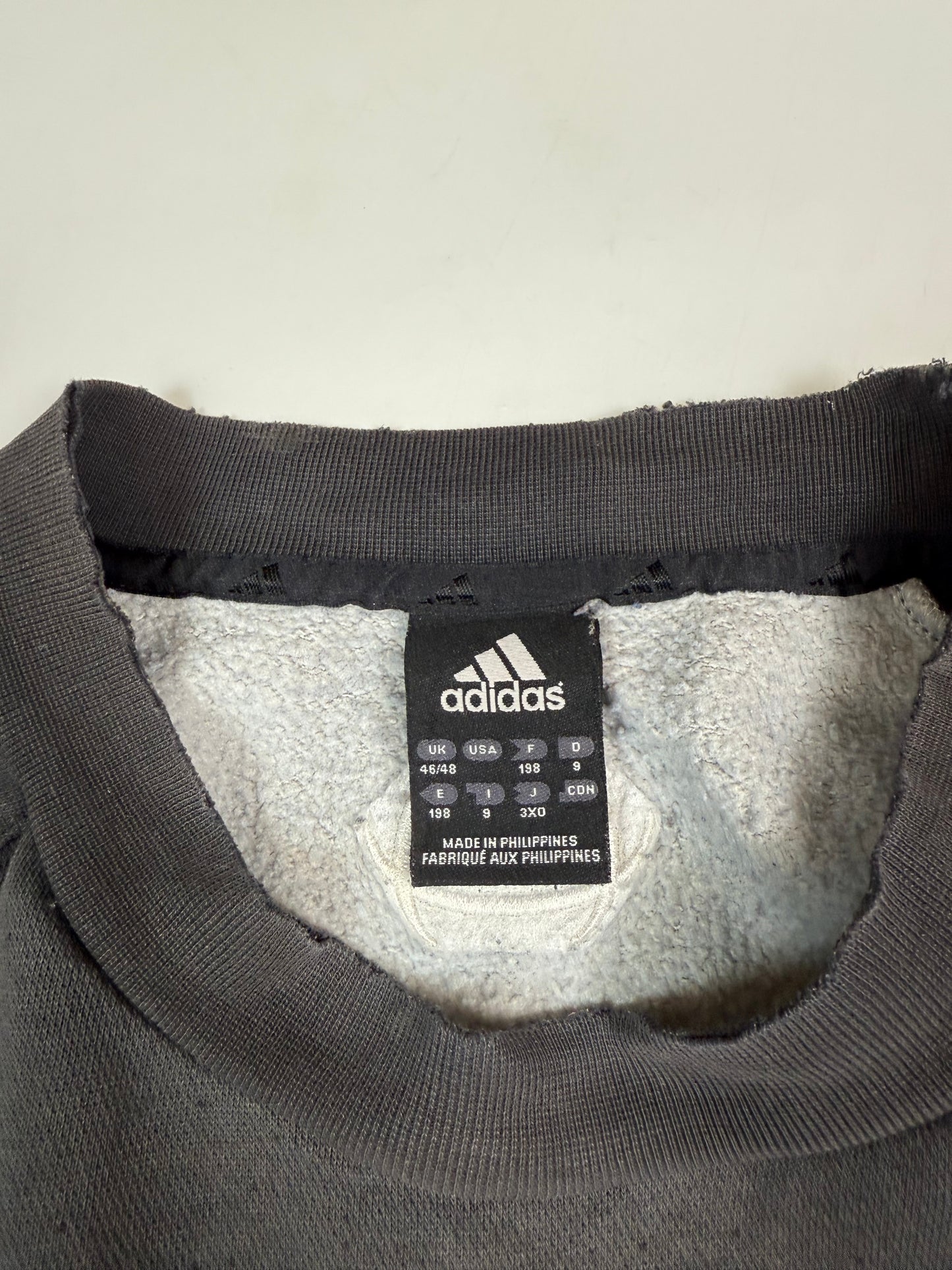 Vintage Adidas centre logo sweatshirt (XL)