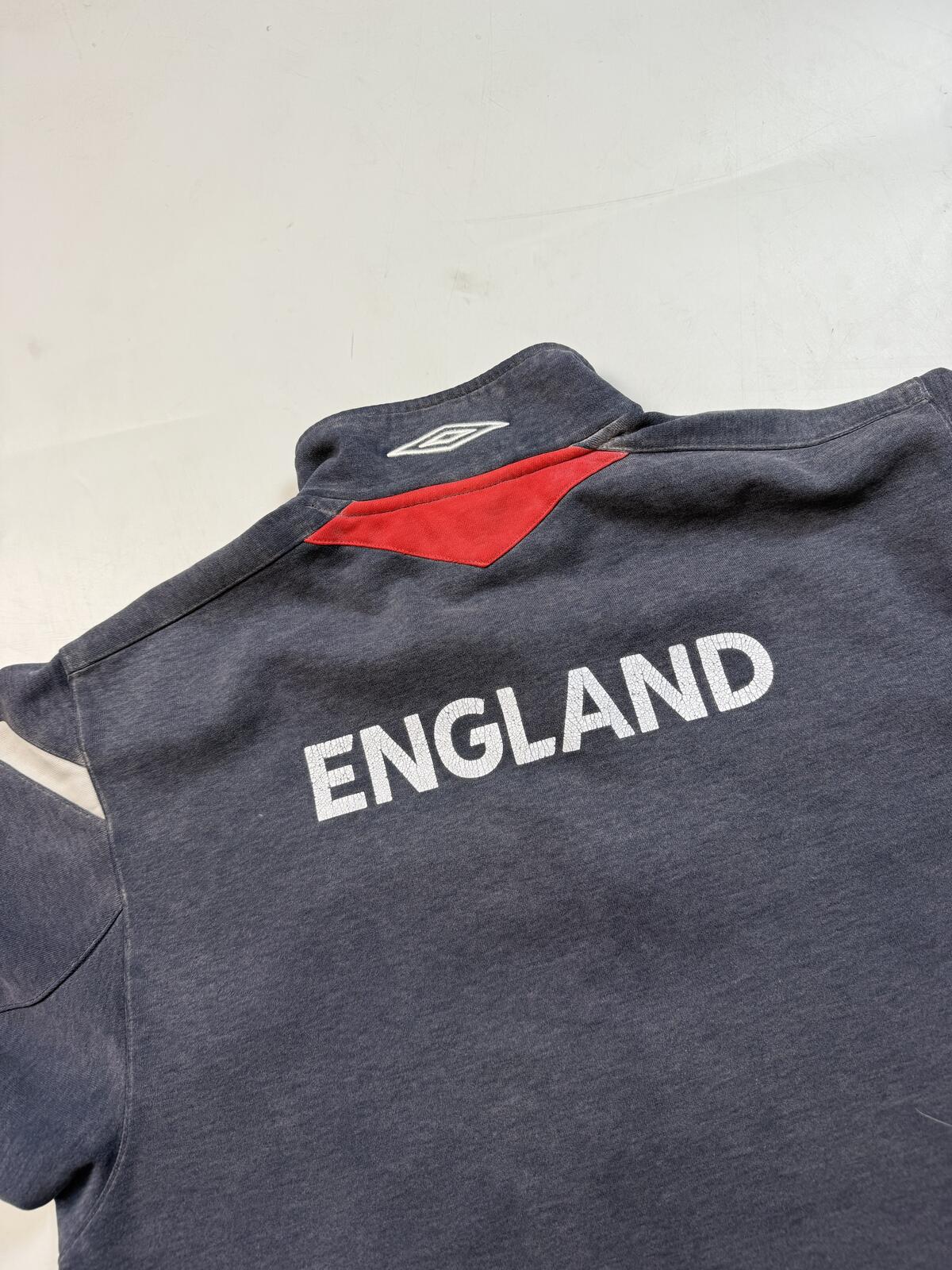 Vintage England 2005 Umbro quarter zip sweatshirt (L)