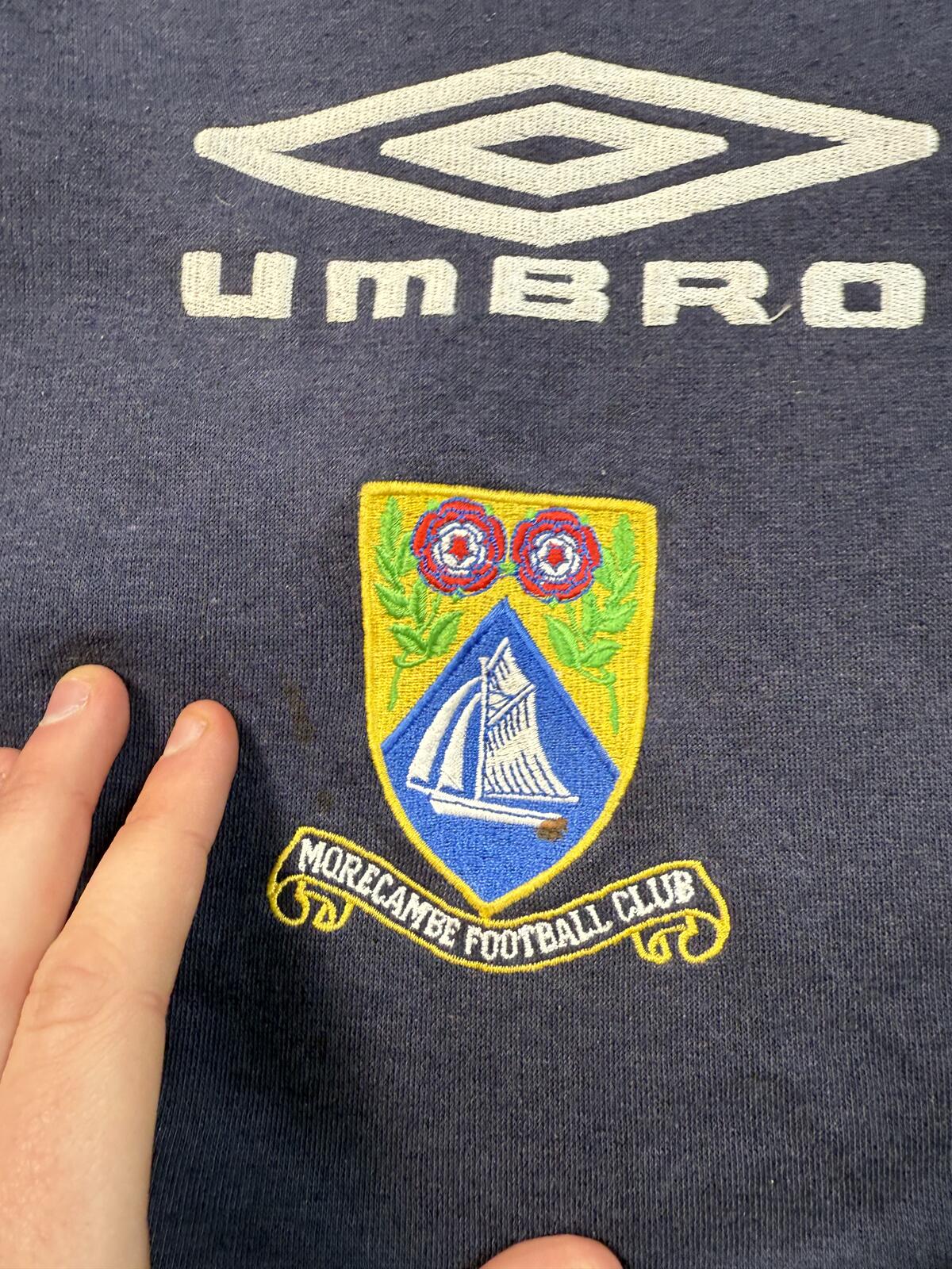 Vintage 2000s Morecambe Umbro football sweatshirt (L)