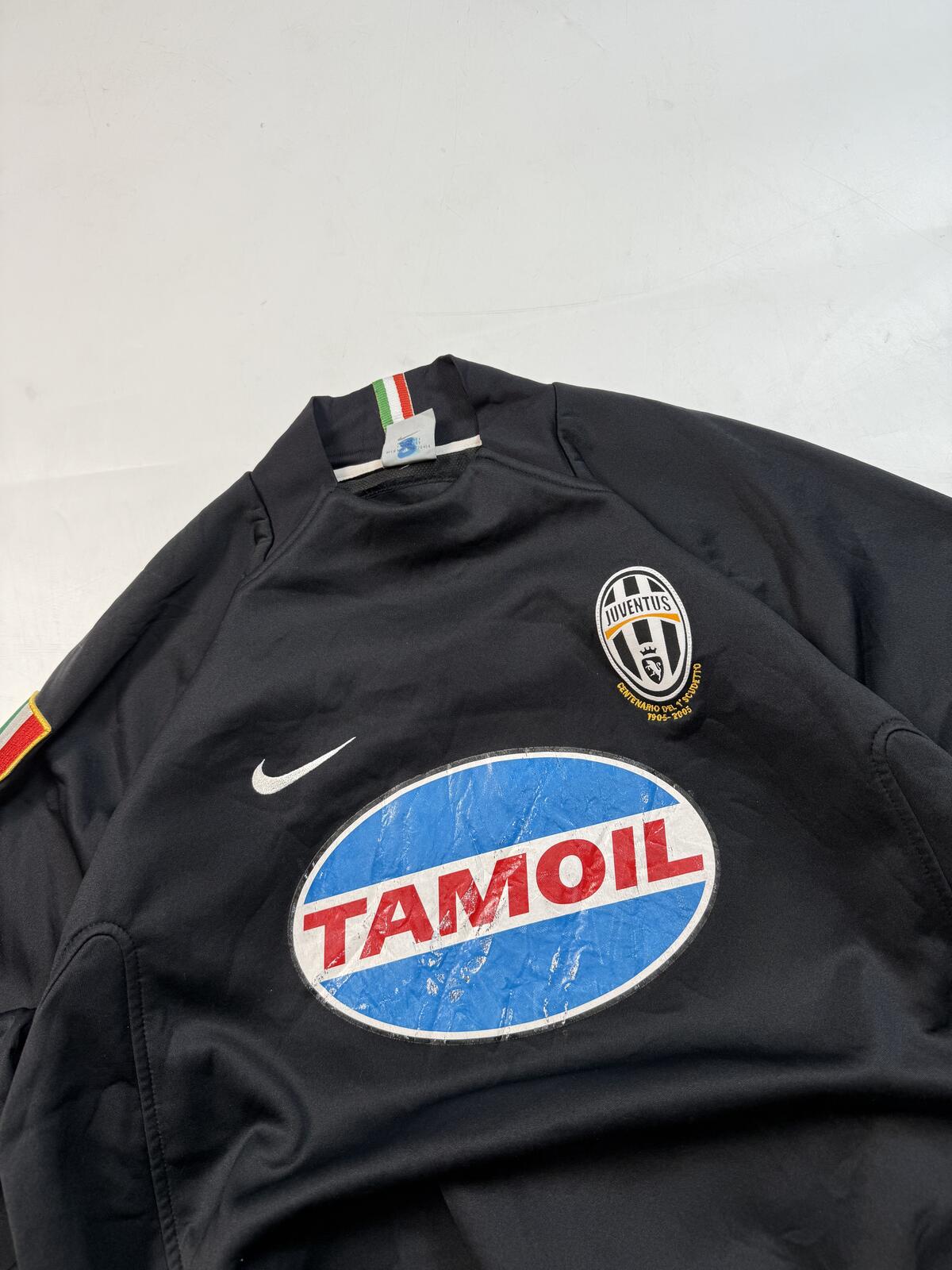 Vintage Juventus 2005/06 Nike football sweatshirt (L)