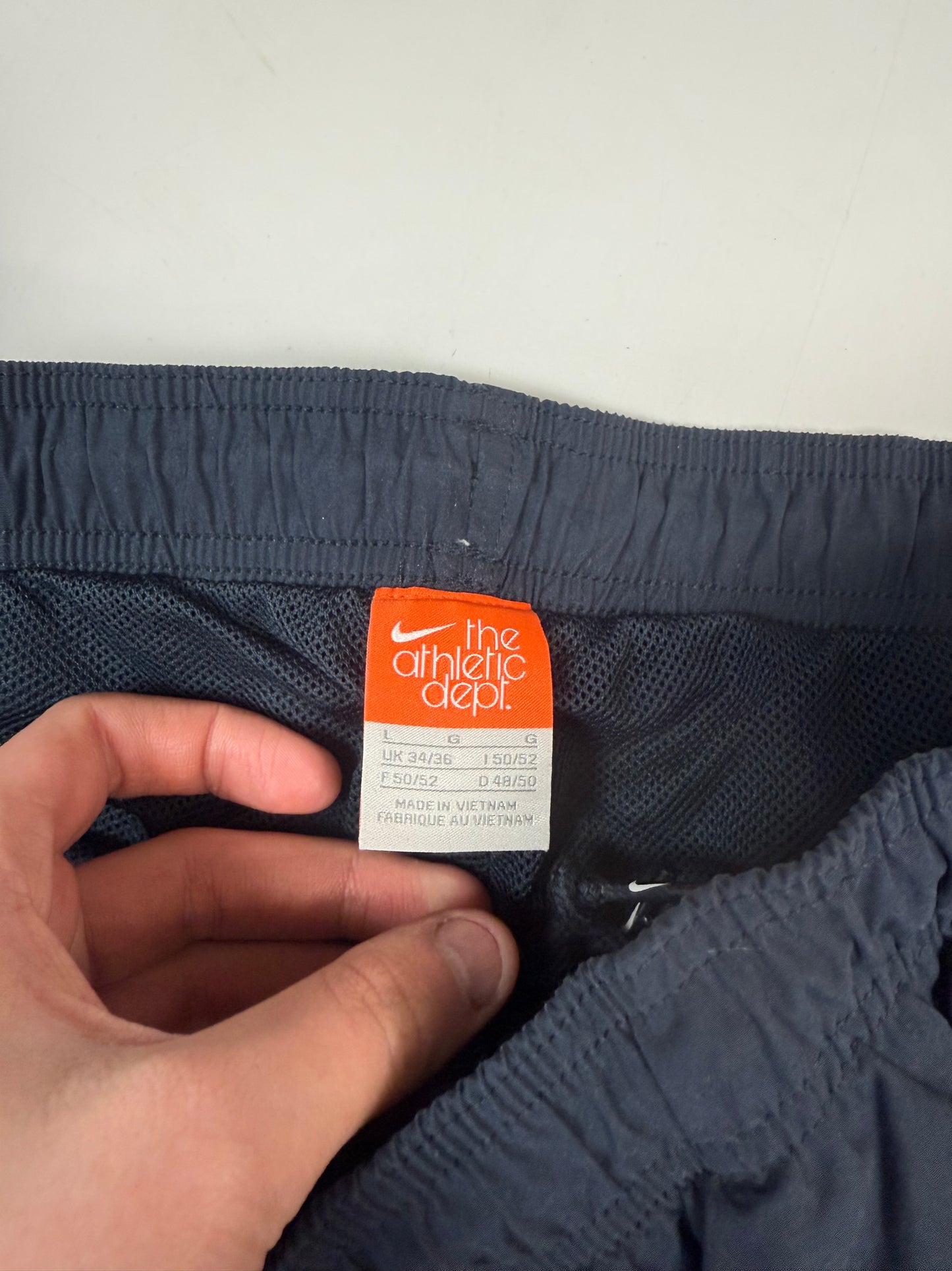 Vintage Nike baggy track pants (L)