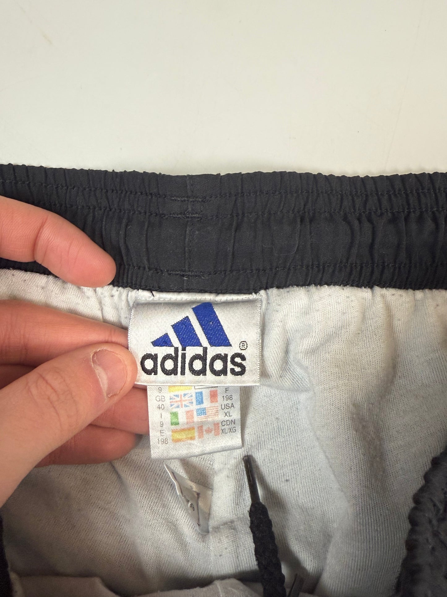 Vintage Adidas baggy track pants (XL)