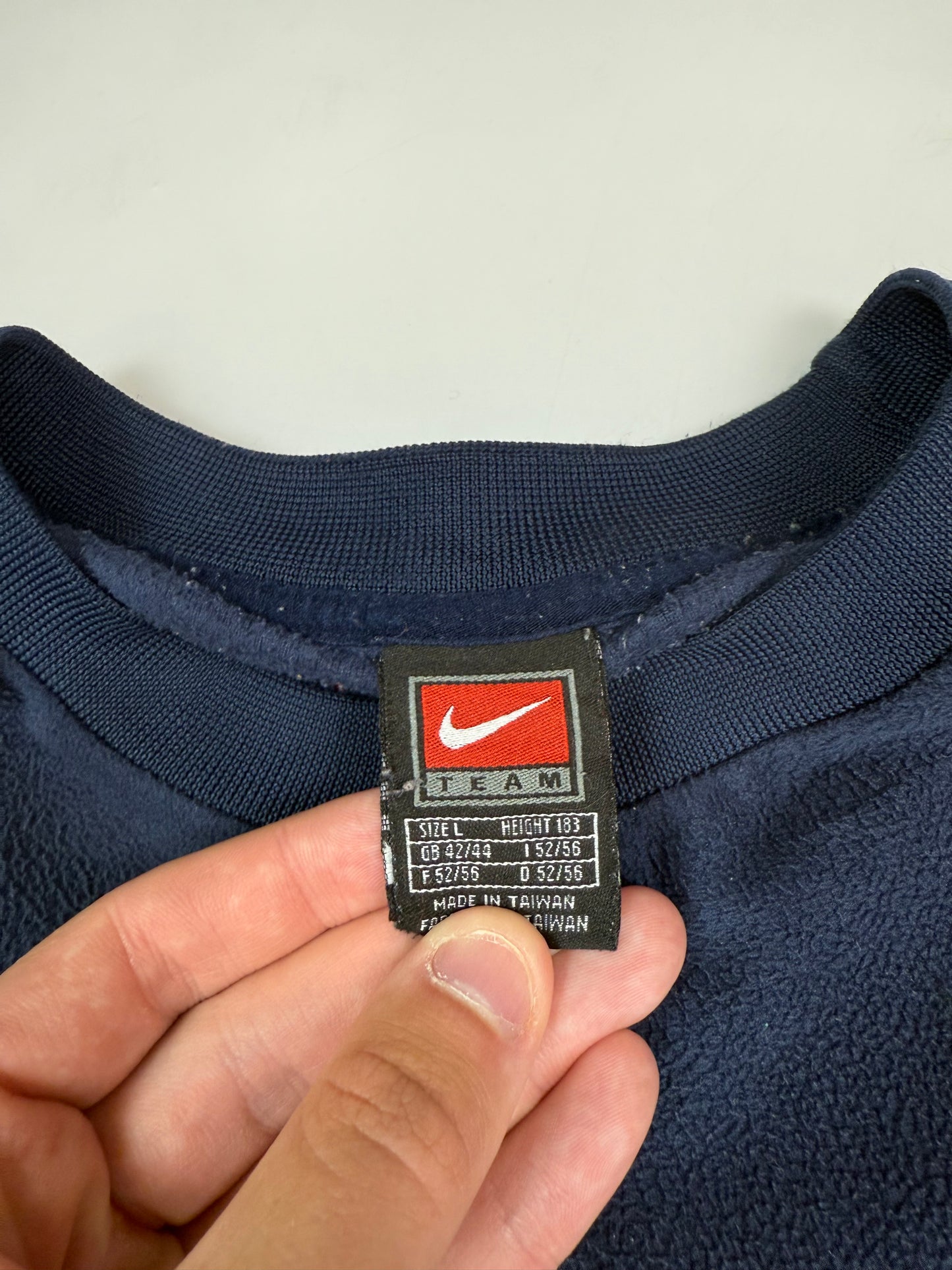 Vintage Barcelona 2000/01 Nike football fleece sweatshirt (L)