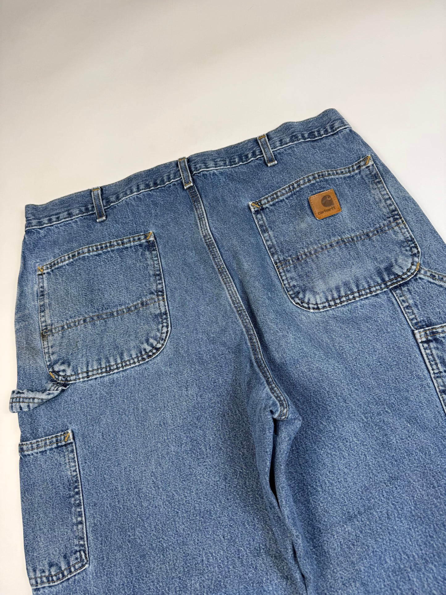 Carhartt baggy carpenter jeans (W36)