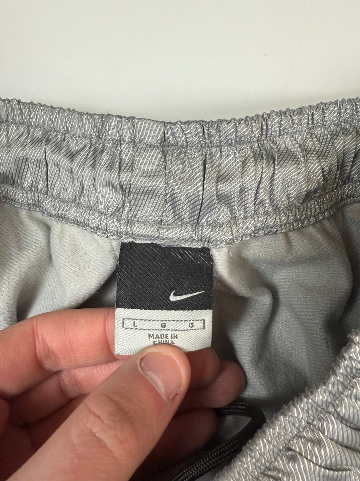 Vintage Nike baggy side stripe track pants (L)