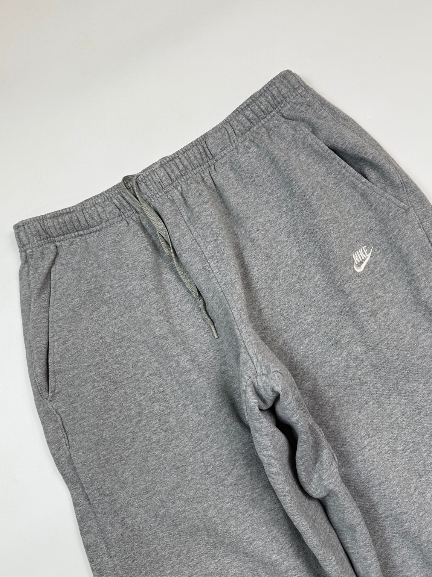 Vintage Nike baggy joggers (M)