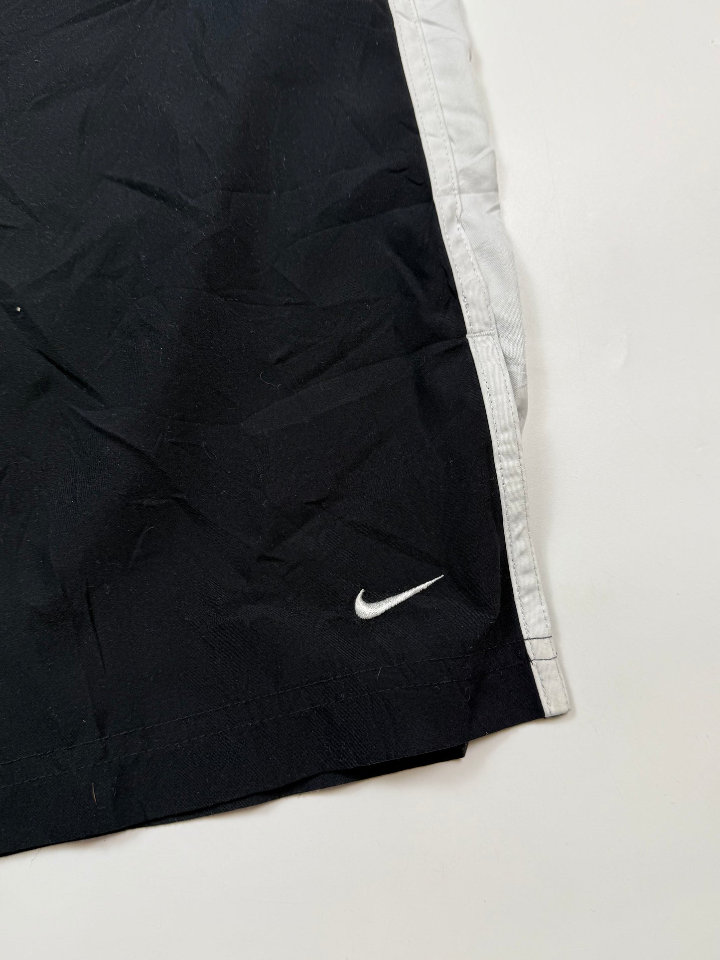 Vintage Nike baggy track pants (M)