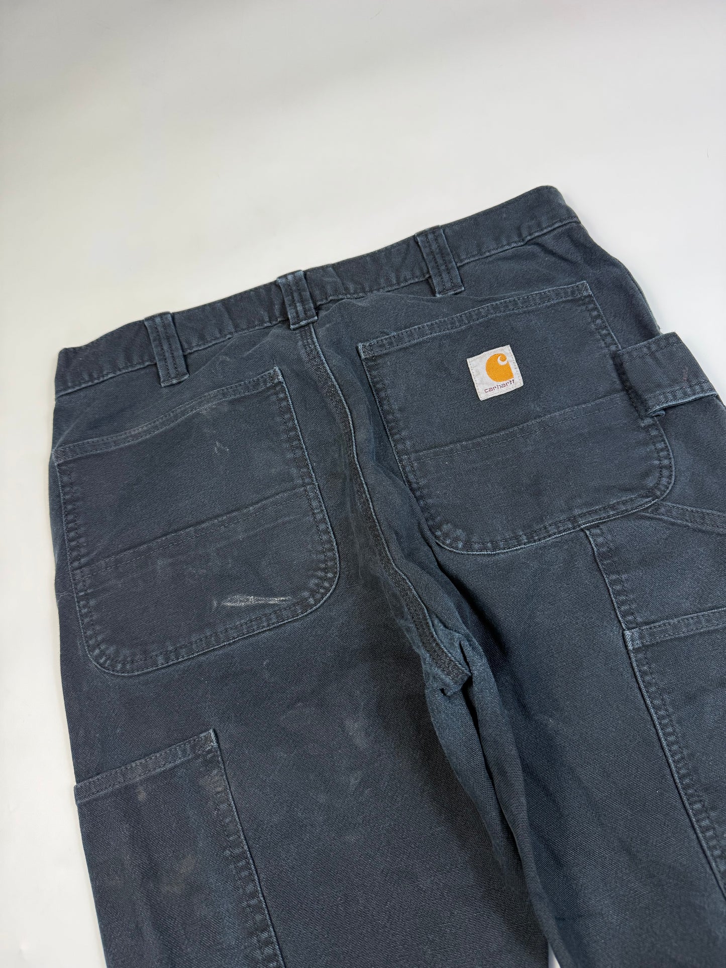 Carhartt straight fit carpenter pants (W32)