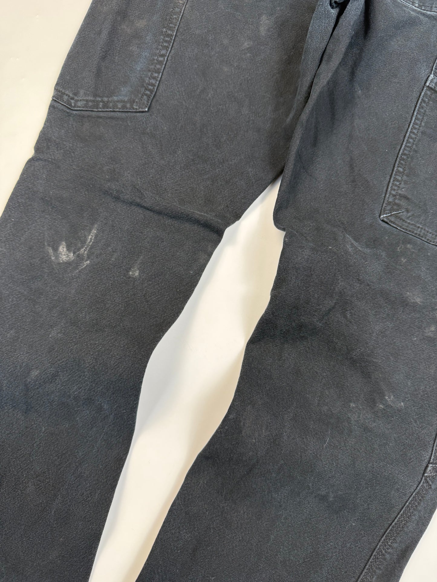 Carhartt straight fit carpenter pants (W32)