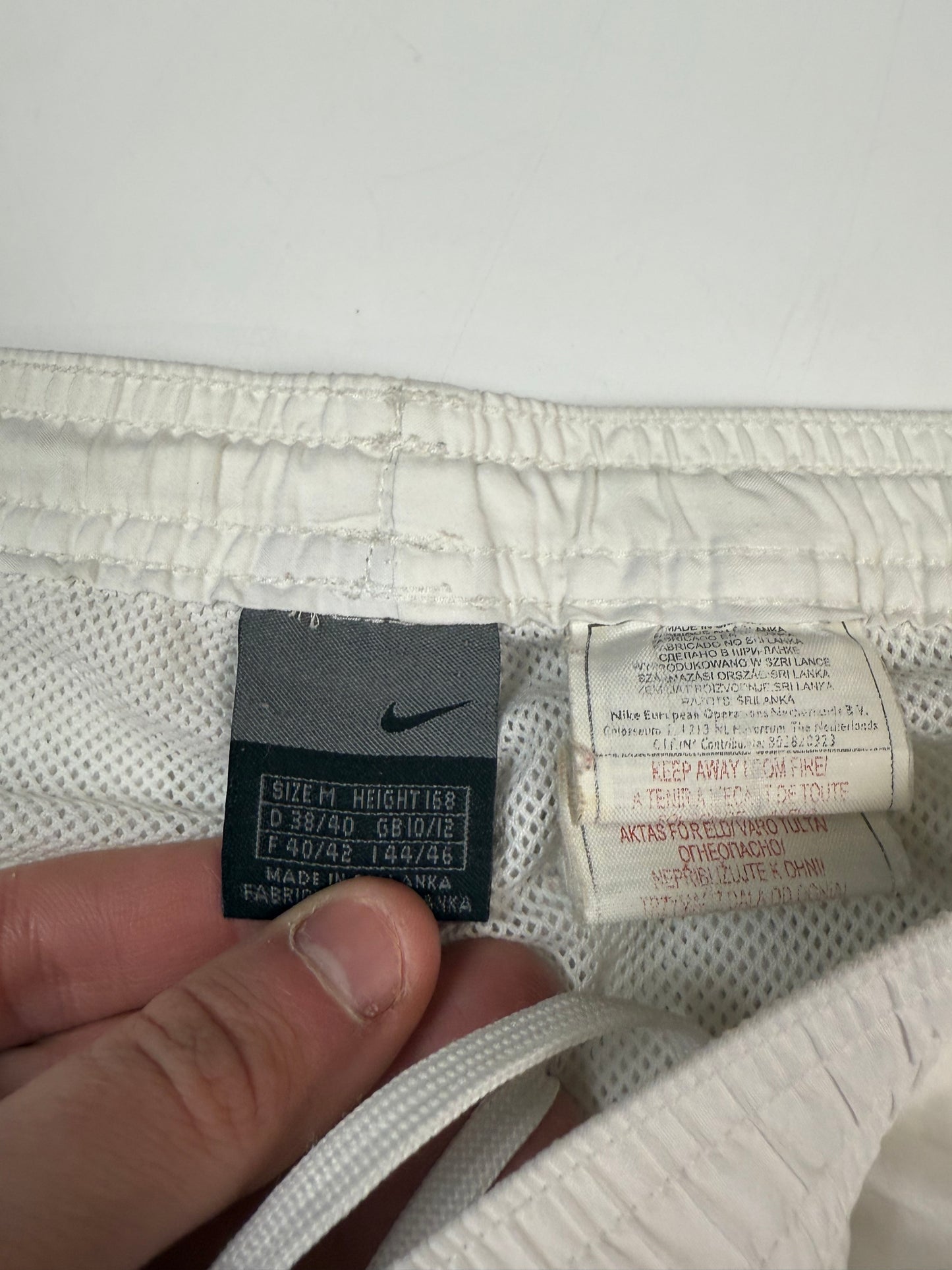 Vintage Nike baggy track pants (M)