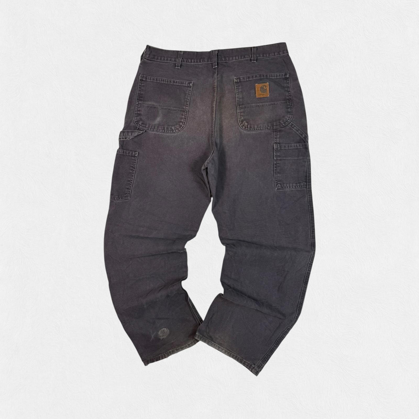 Vintage Carhartt baggy carpenter pants (W36)