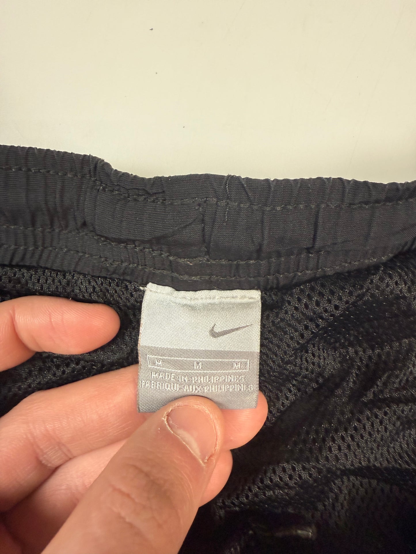 Vintage Nike baggy track pants (M)