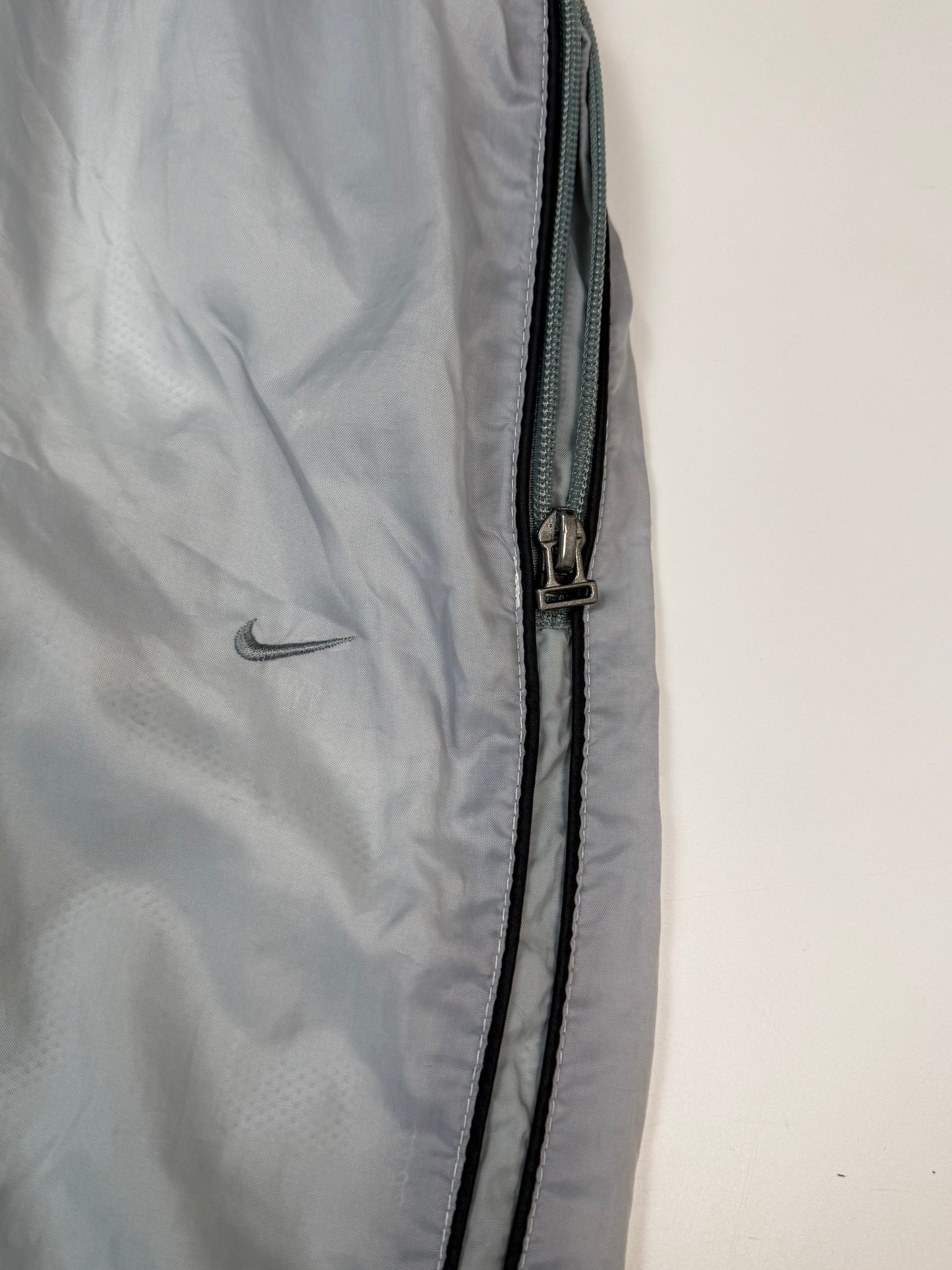 Vintage Nike baggy track pants (S)