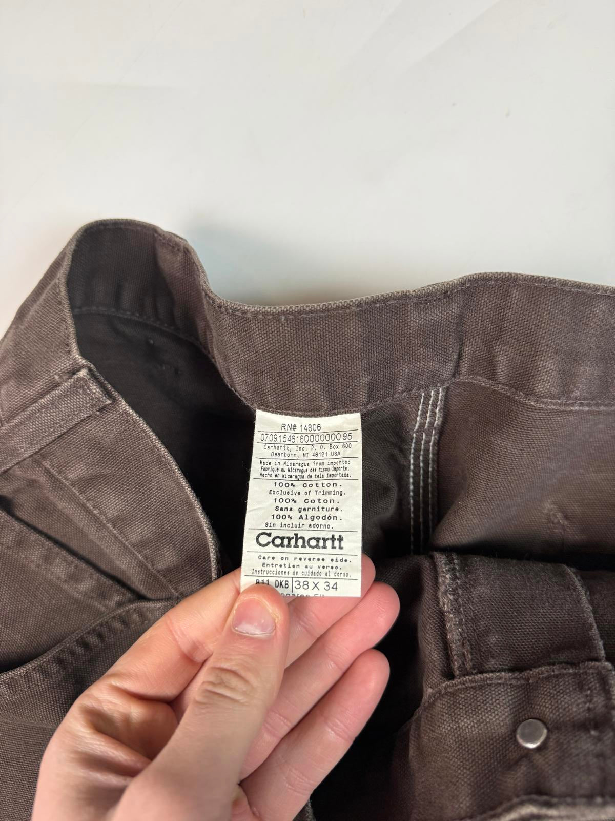 Vintage Carhartt baggy carpenter pants (W38)