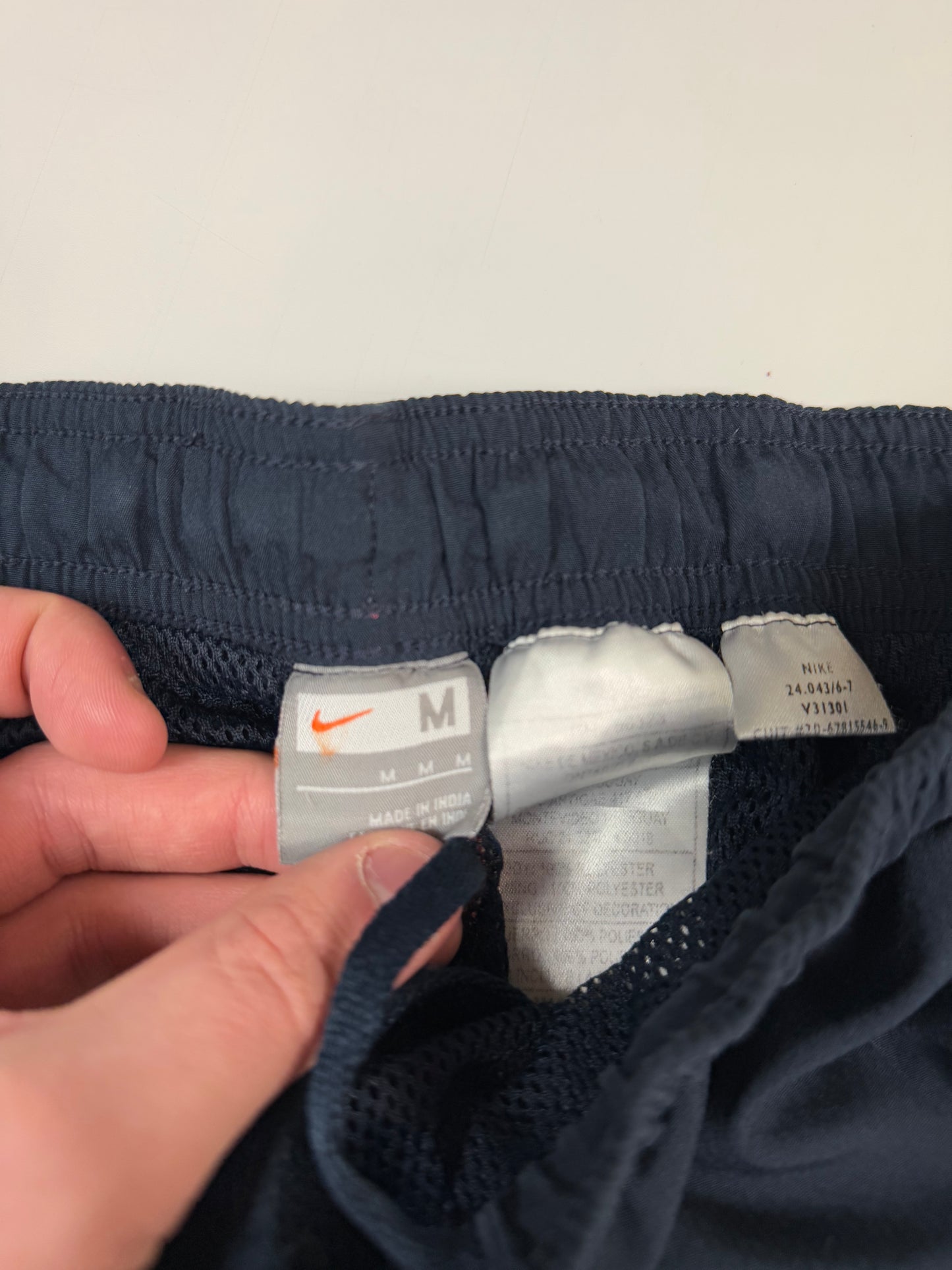 Vintage Nike T90 baggy track pants (M)