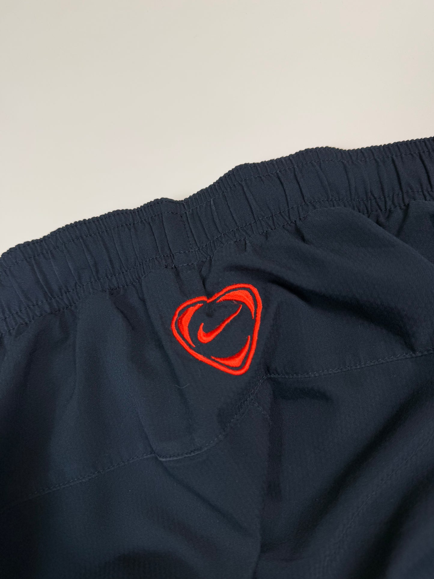 Vintage Nike T90 baggy track pants (M)