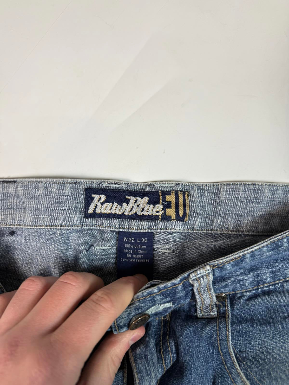 Vintage Y2K baggy hip hop Jeans (W32)