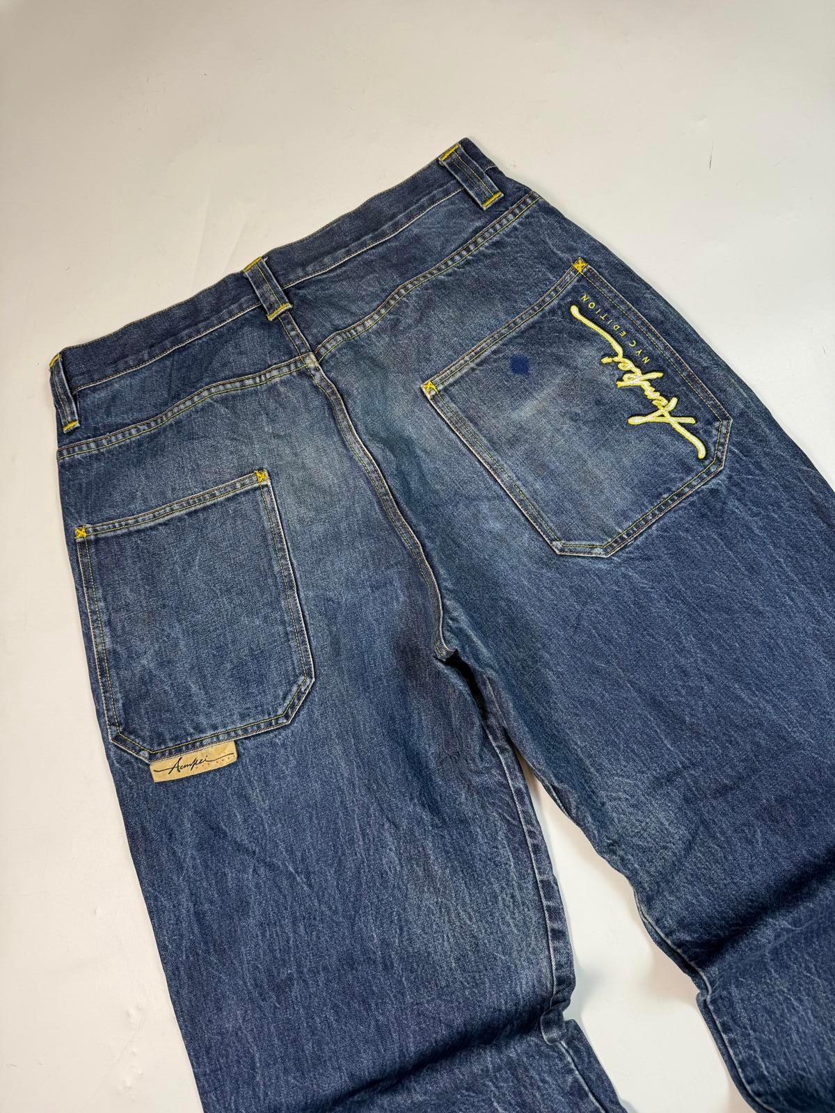 Vintage Y2K baggy hip hop Jeans (W36)