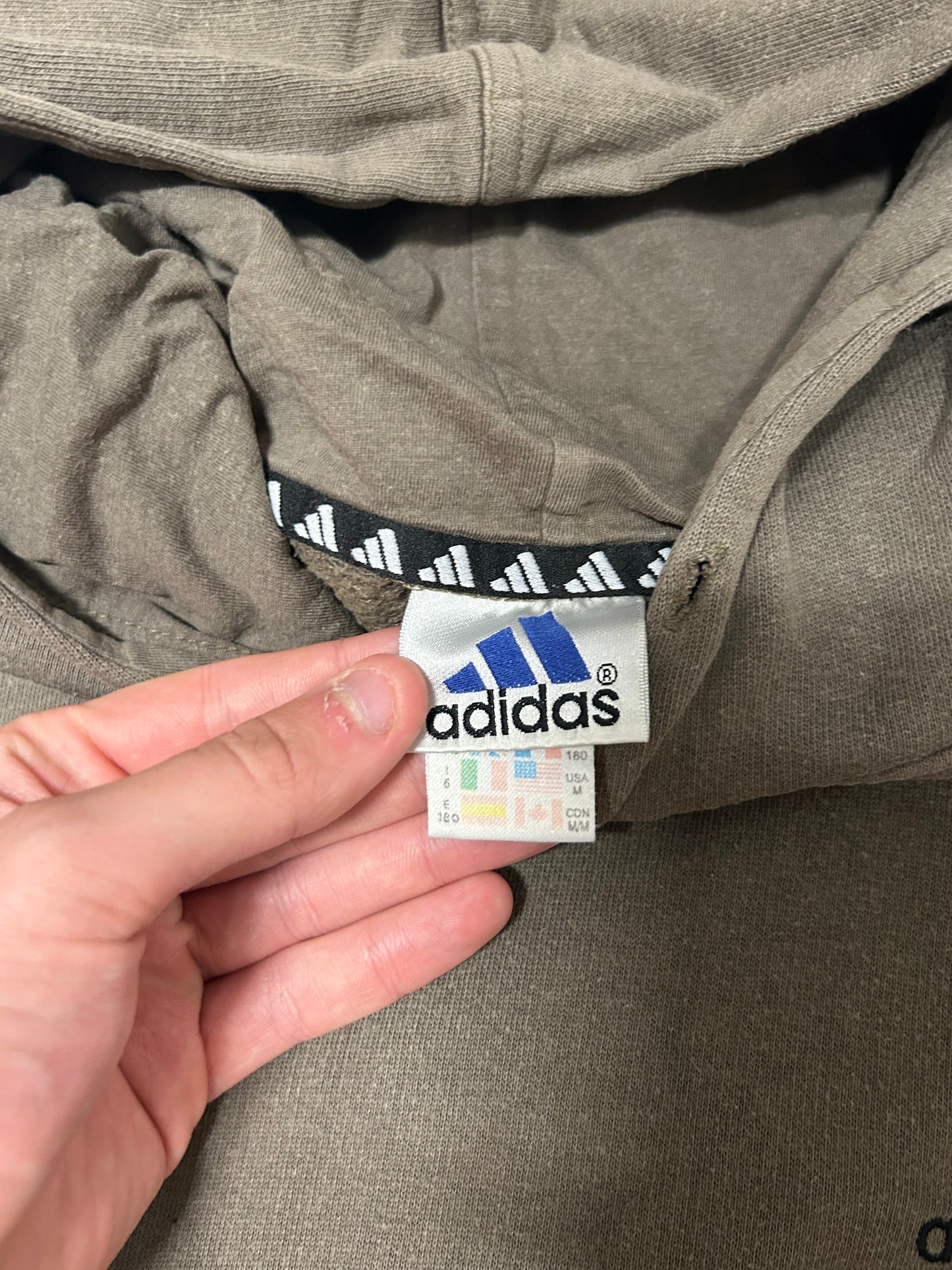 Vintage 90s Adidas hoodie (M)