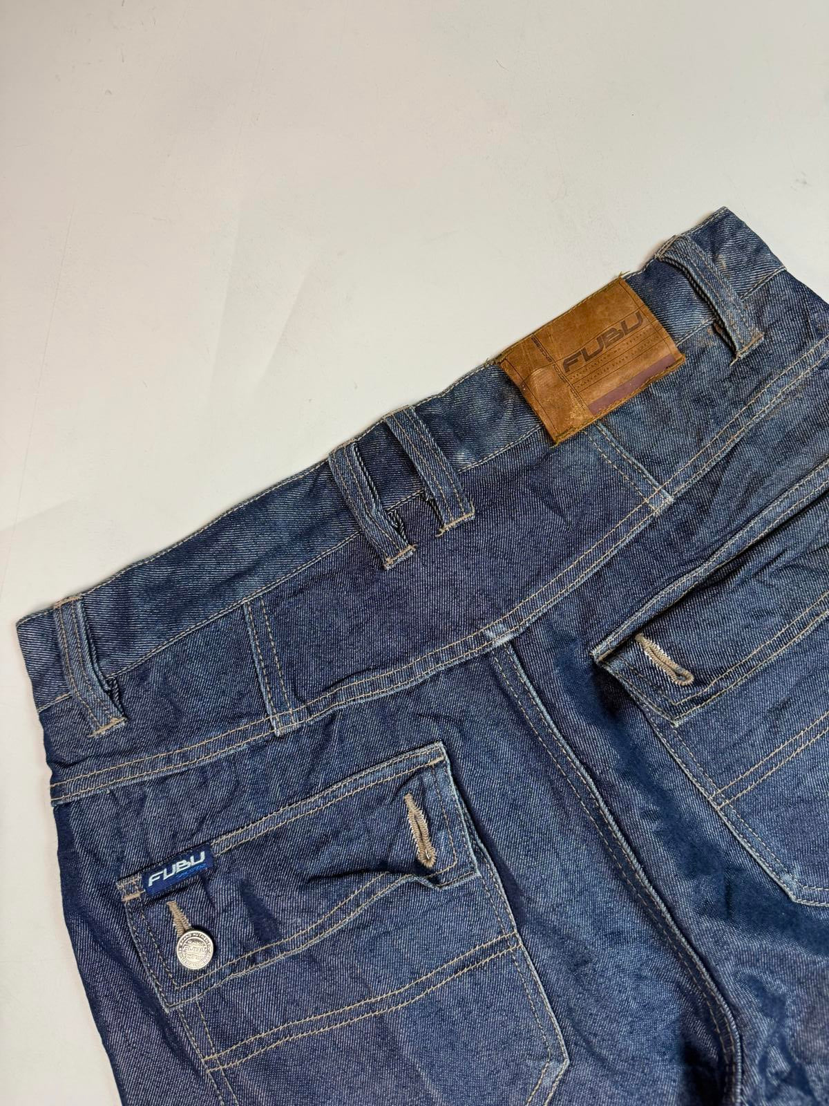 Vintage Fubu baggy hip hop Jeans (W32)