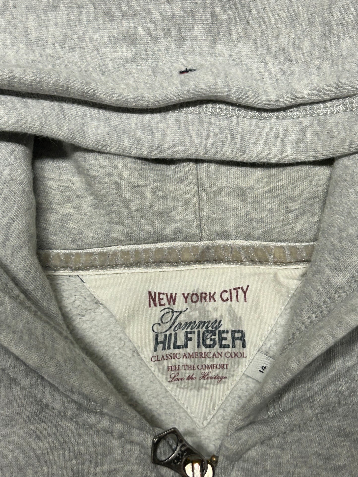 Tommy Hilfiger zip up hoodie (S)