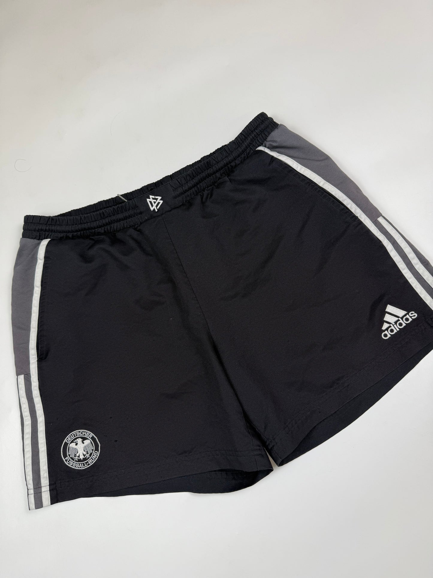 Vintage Germany 2000/01 Adidas training football shorts (M)