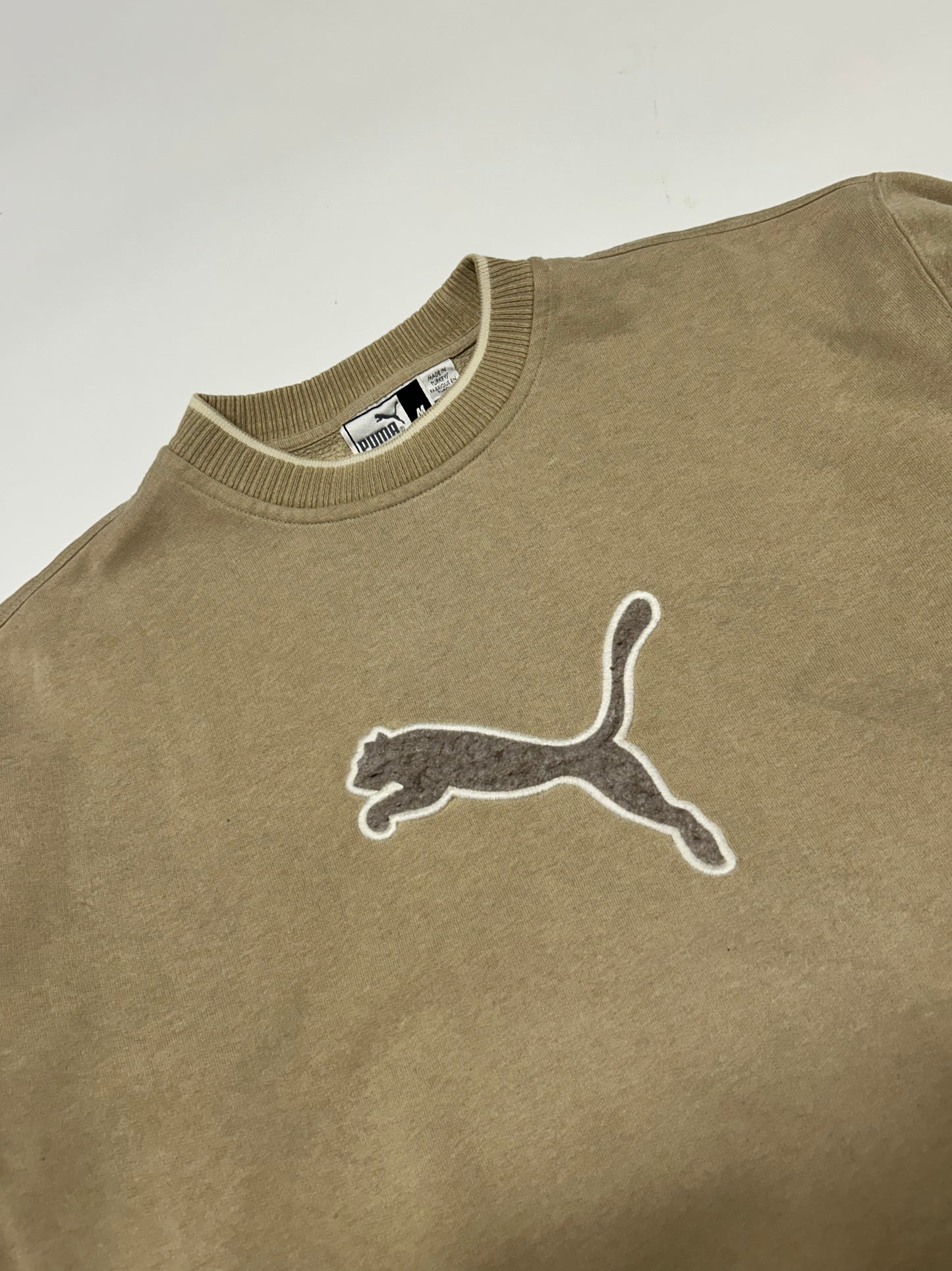 Vintage Puma centre logo sweatshirt (M)