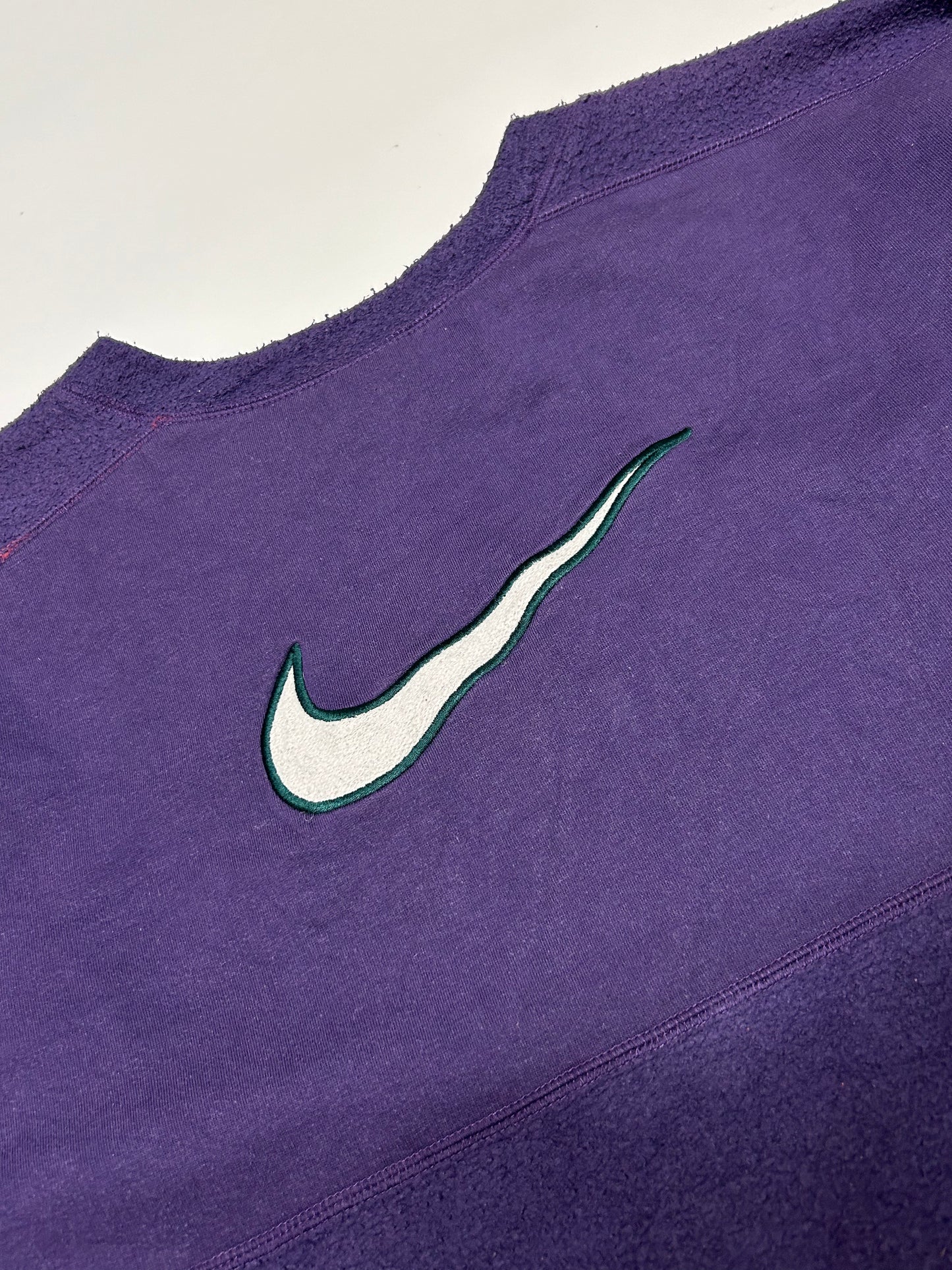 Vintage 90s Nike mini swoosh sweatshirt (XL)