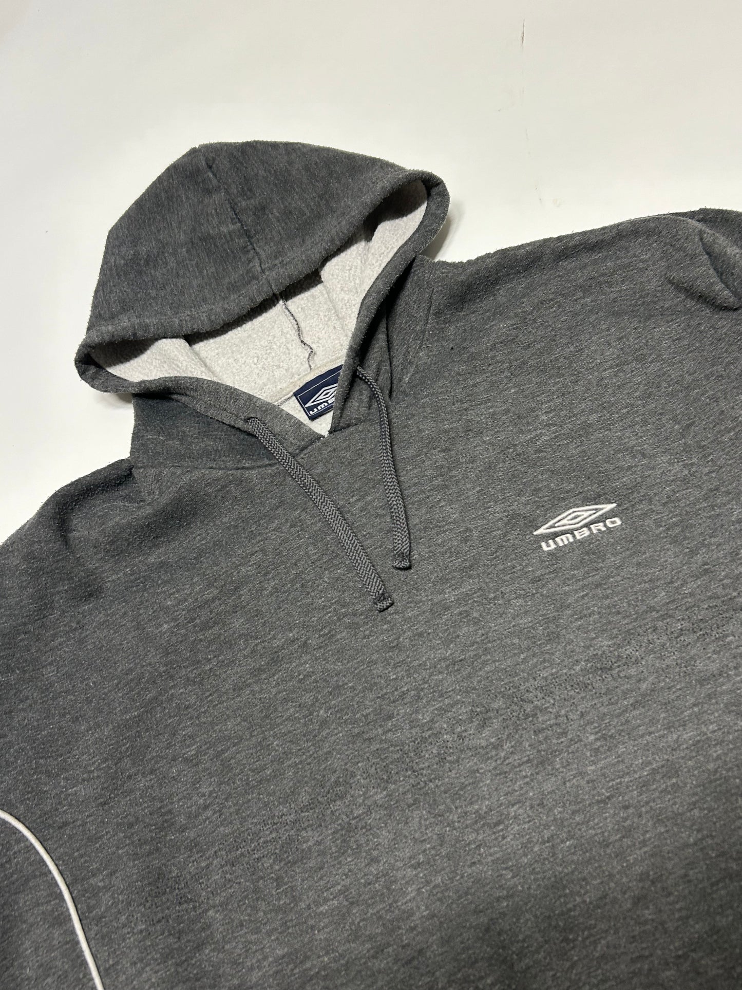 Vintage Umbro hoodie (M)