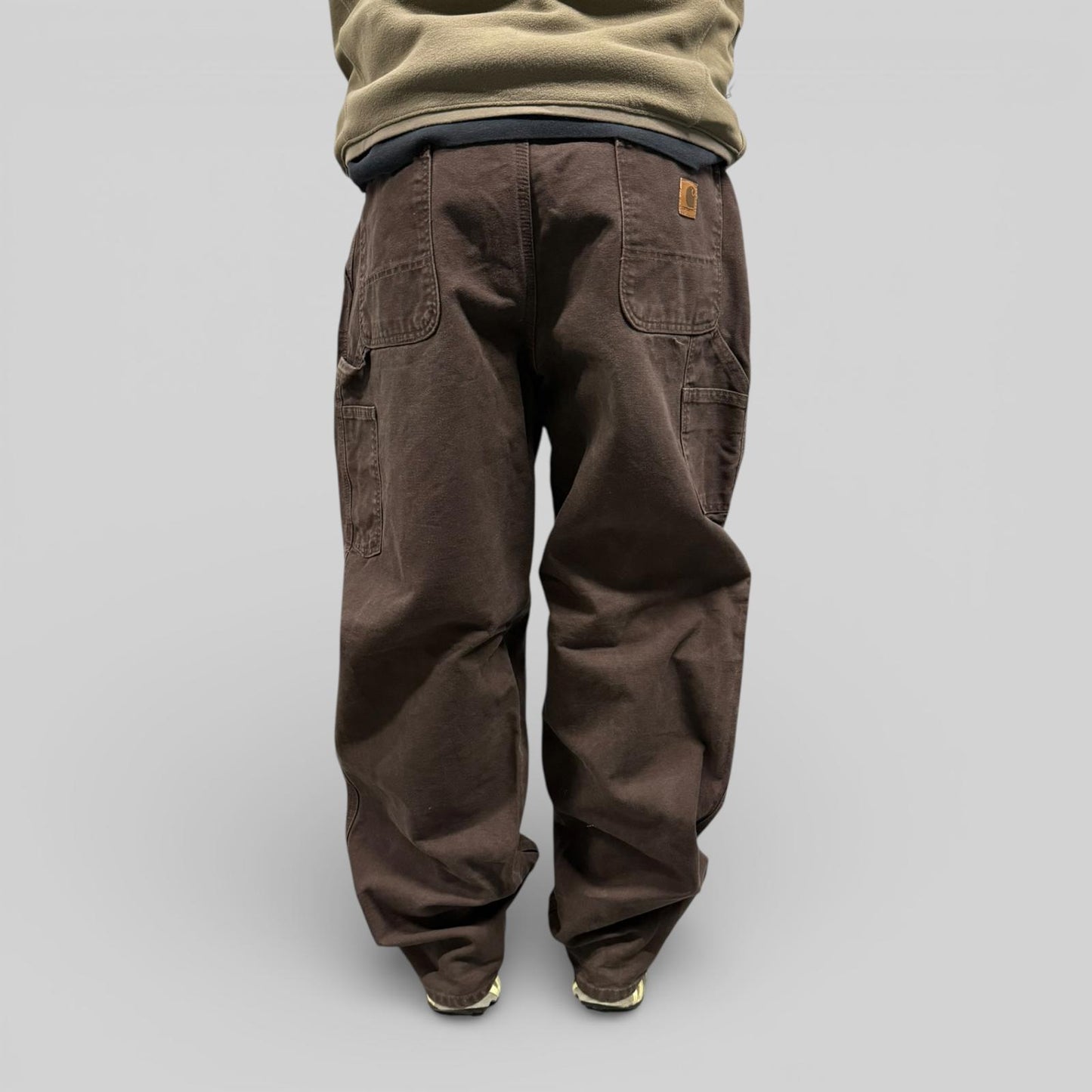 Vintage Carhartt baggy carpenter pants (W38)
