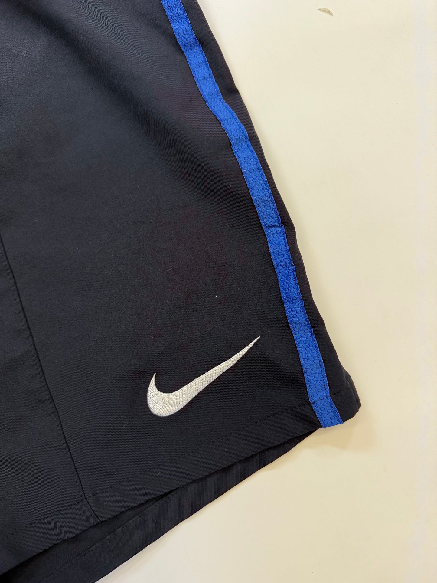 Inter Milan 2011/12 Nike football shorts (L)